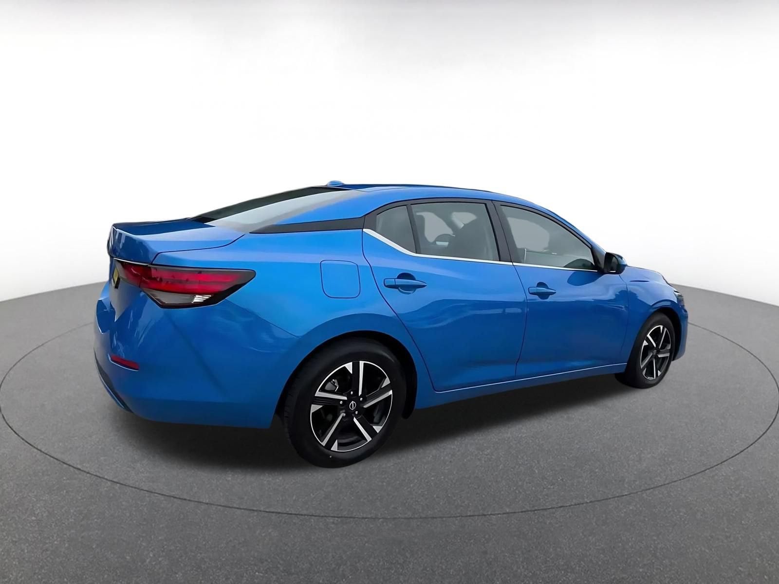 Thumbnail: 2025 Nissan Sentra - 12