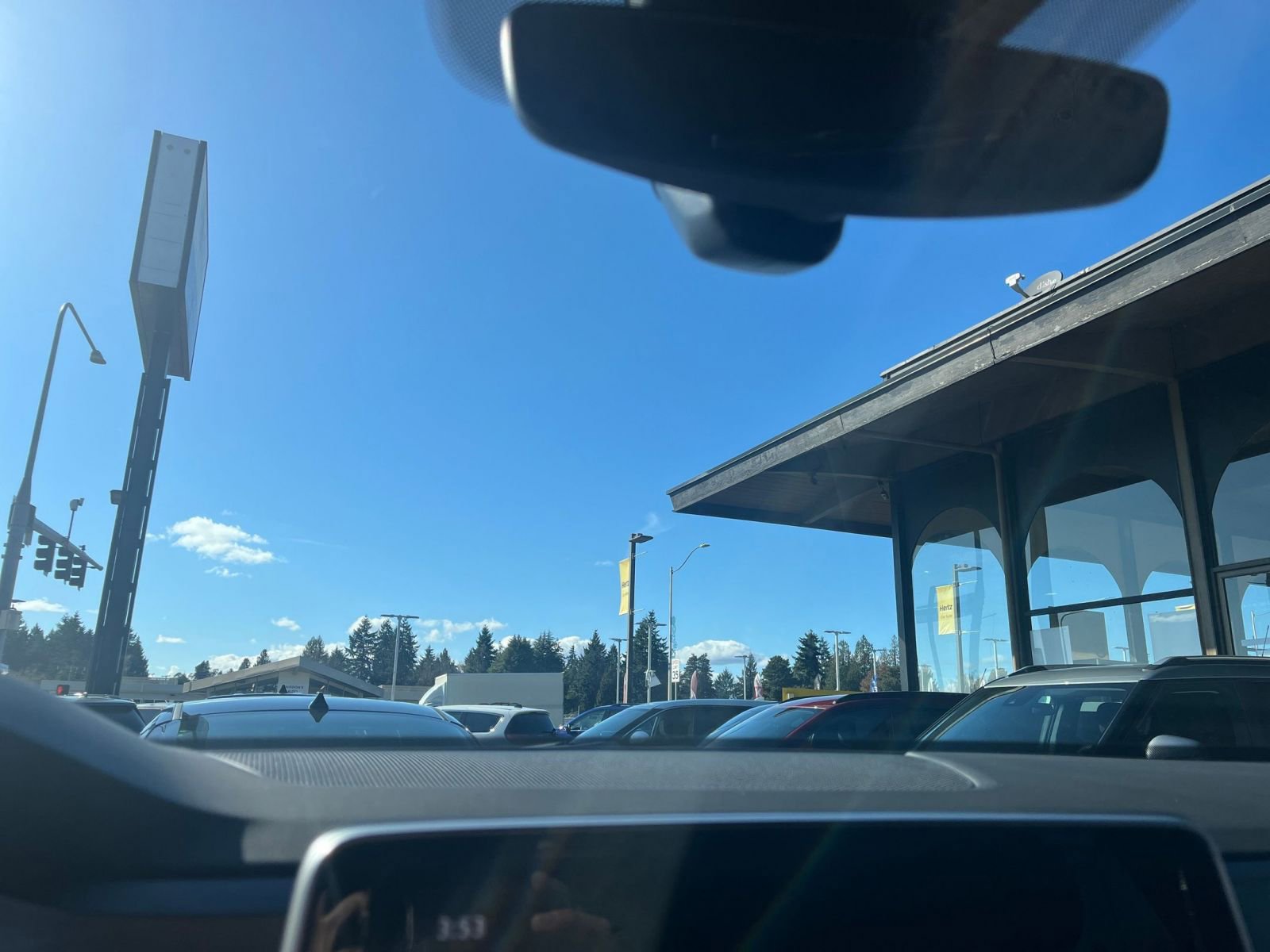 Thumbnail: 2025 Volkswagen Atlas - 17