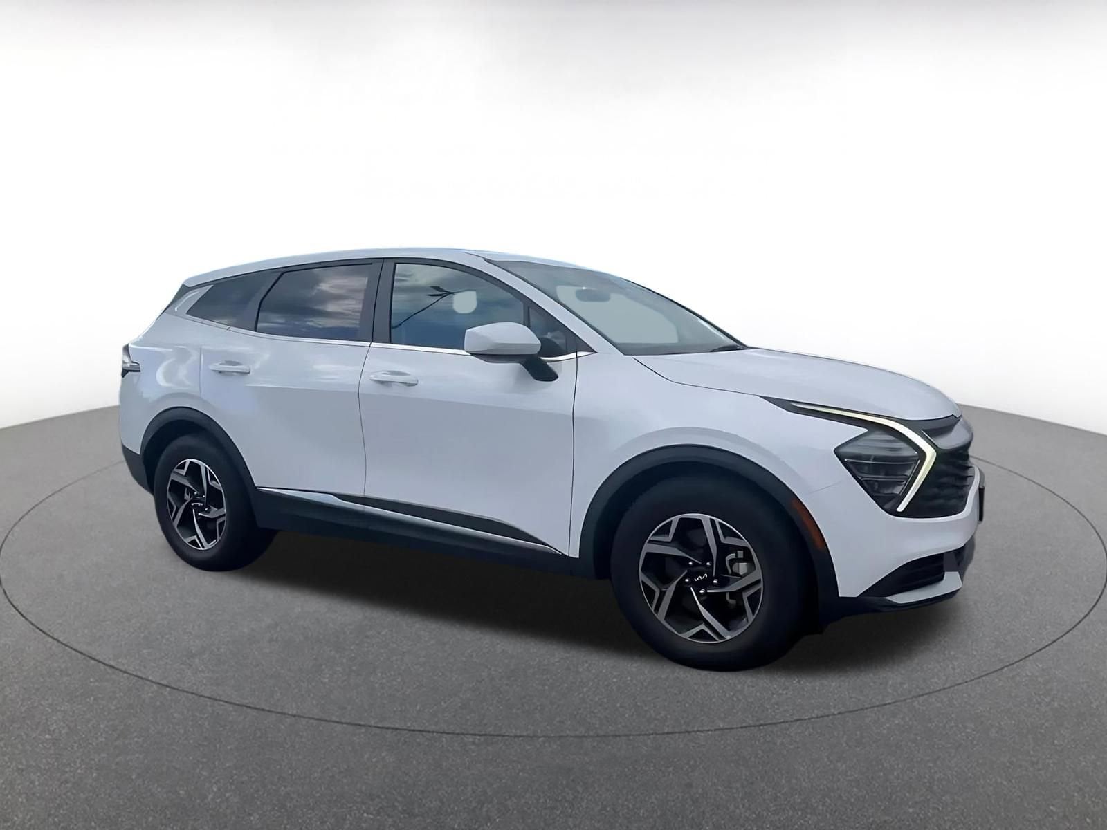 Thumbnail: 2025 Kia Sportage - 2