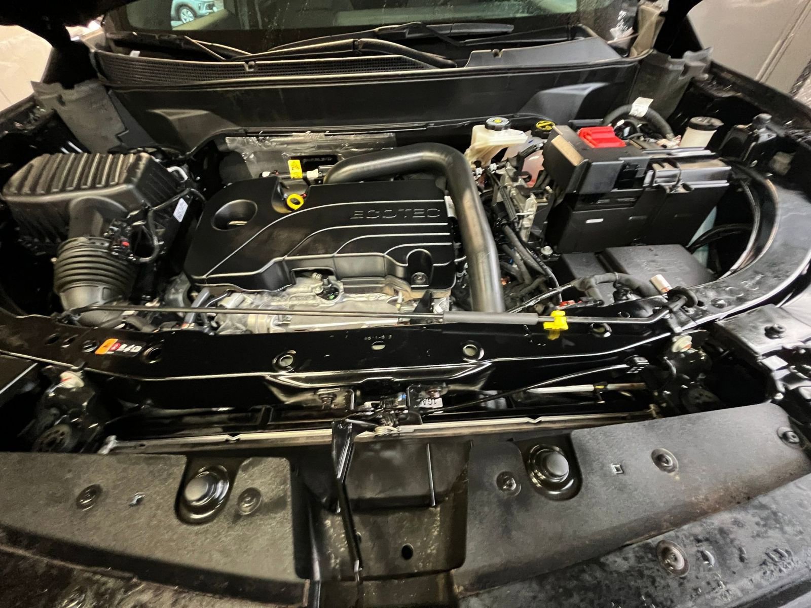 Thumbnail: 2025 Chevrolet Equinox - 32