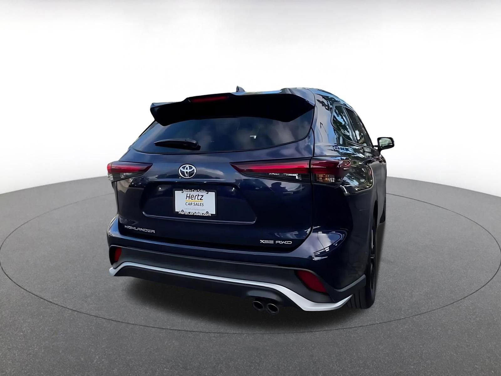 Thumbnail: 2025 Toyota Highlander - 12