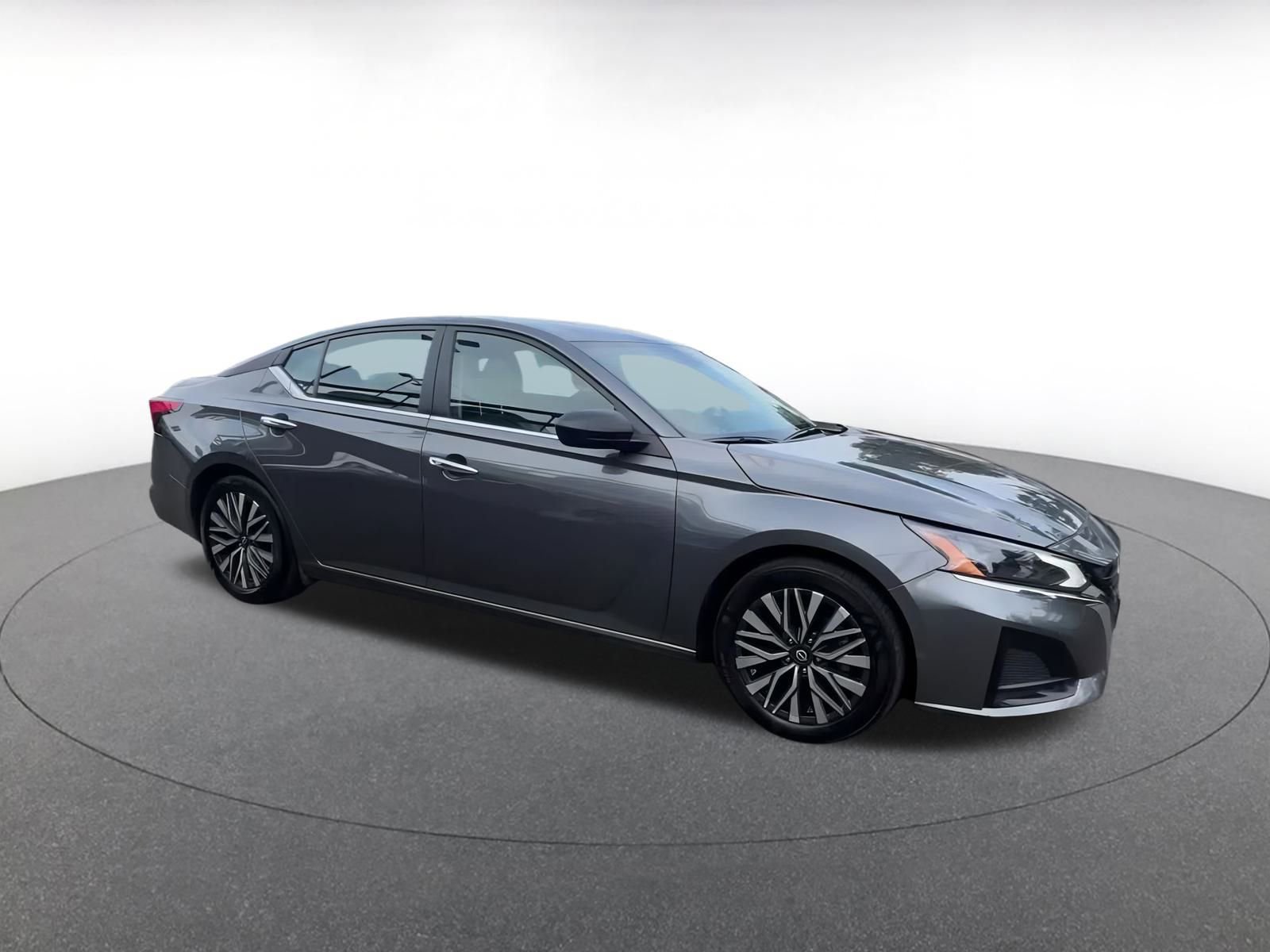 Thumbnail: 2024 Nissan Altima - 2