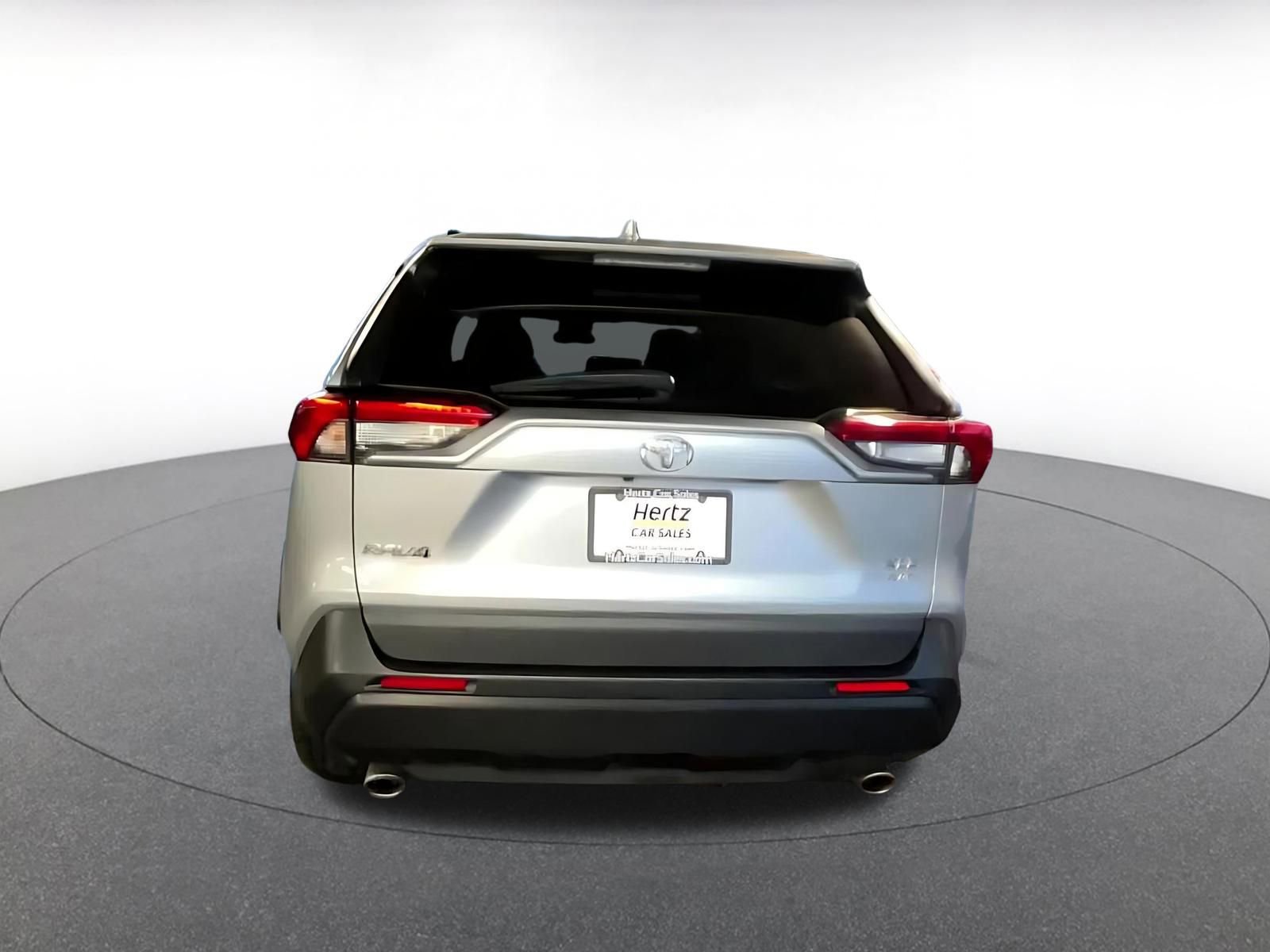 Thumbnail: 2025 Toyota RAV4 - 12