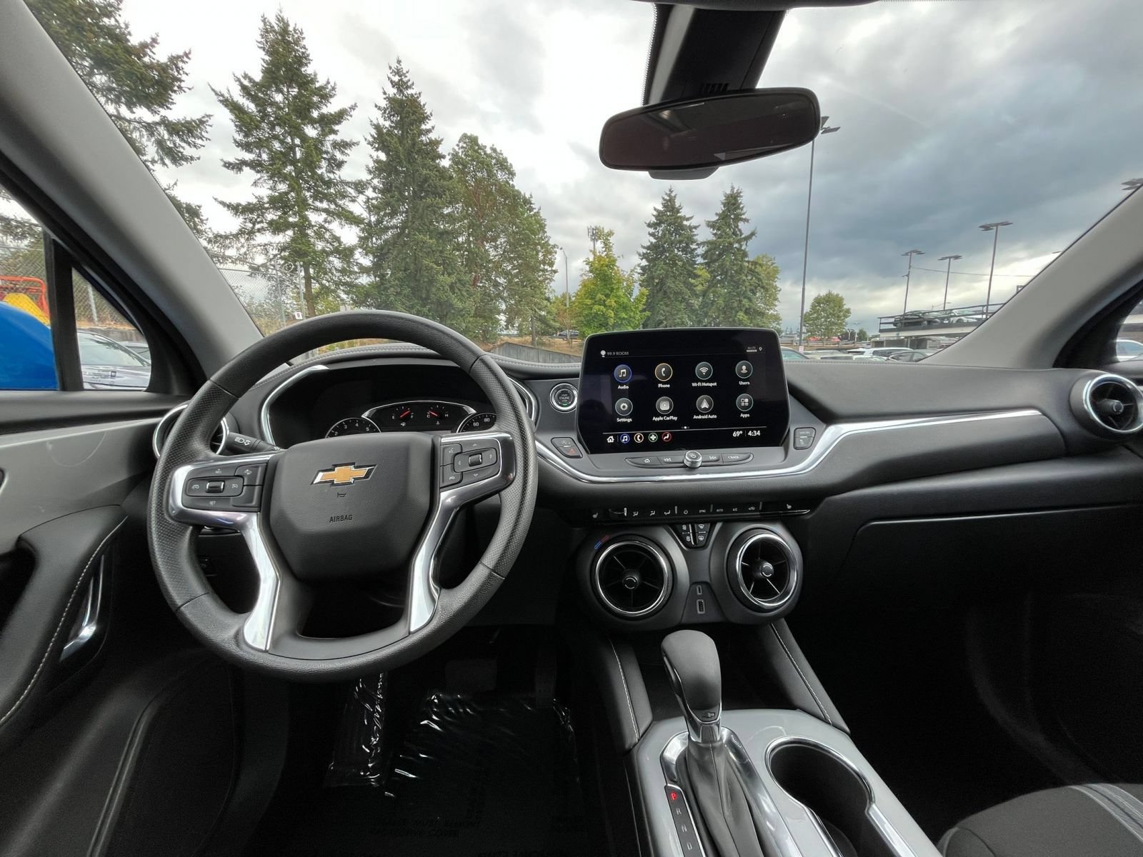 Thumbnail: 2025 Chevrolet Blazer - 29