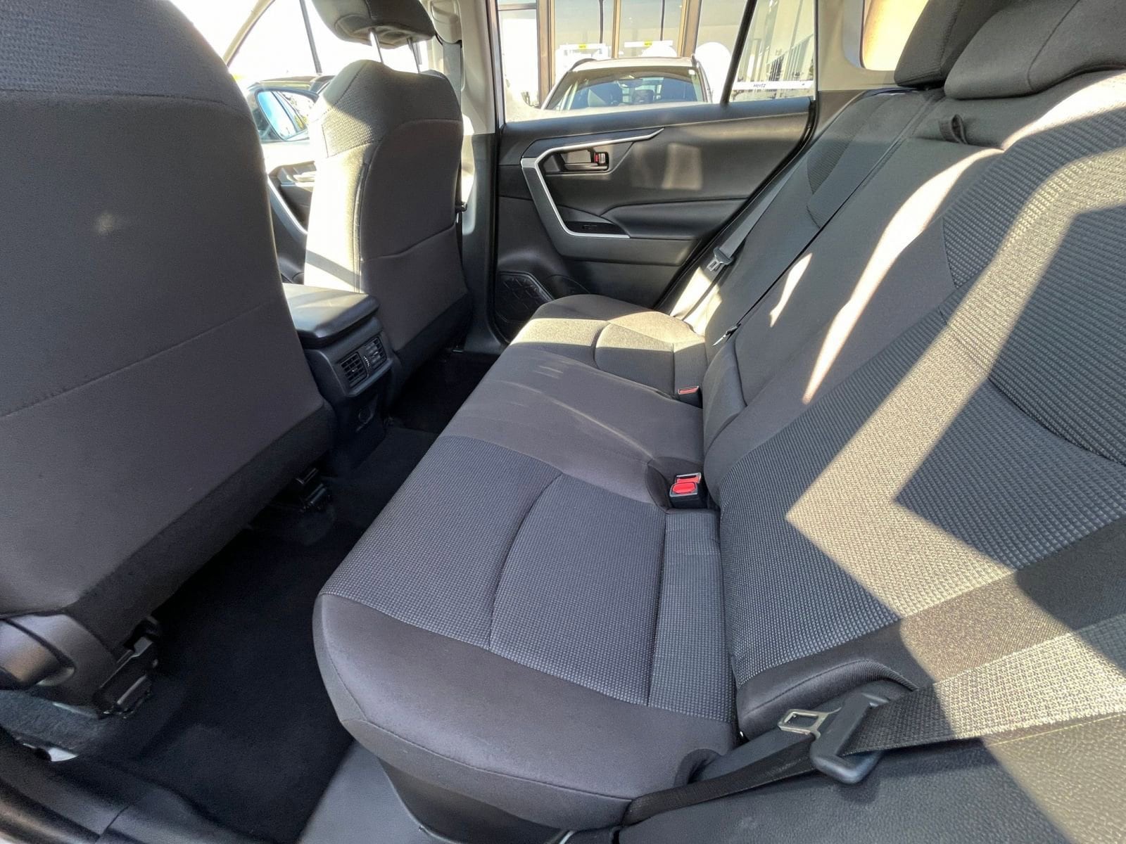 Thumbnail: 2025 Toyota RAV4 - 25