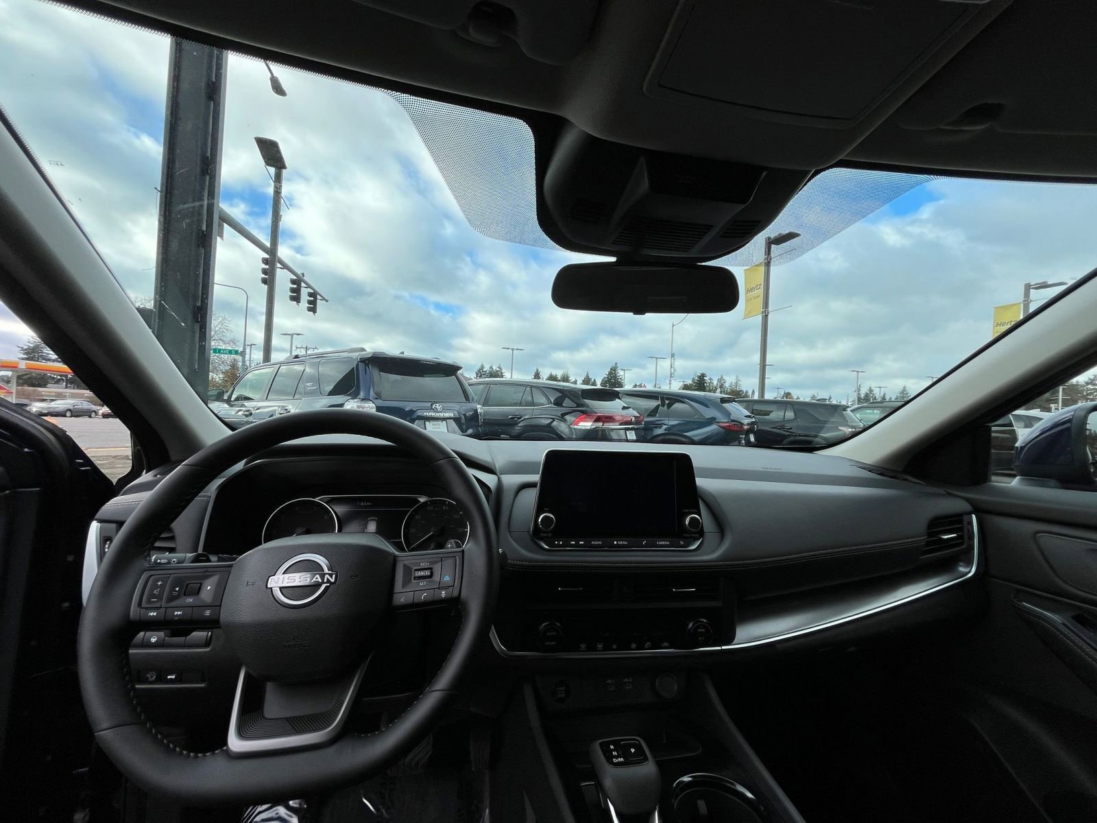 Thumbnail: 2025 Nissan Rogue - 33