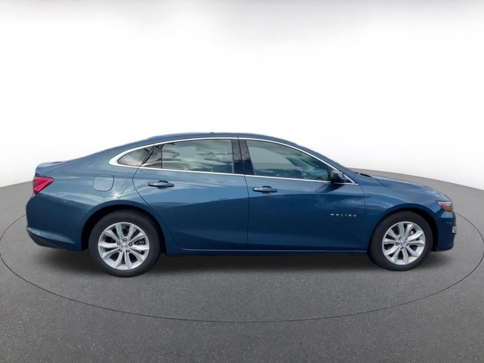 Thumbnail: 2024 Chevrolet Malibu - 16