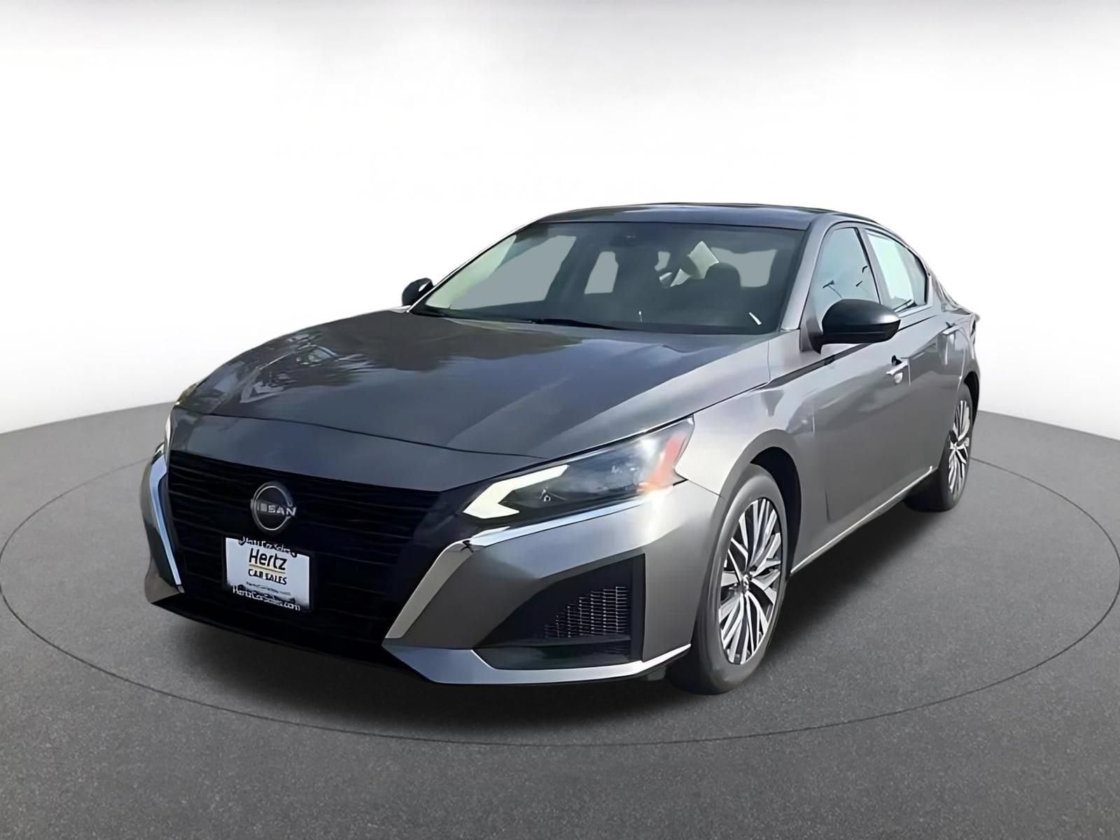 Thumbnail: 2025 Nissan Altima - 4