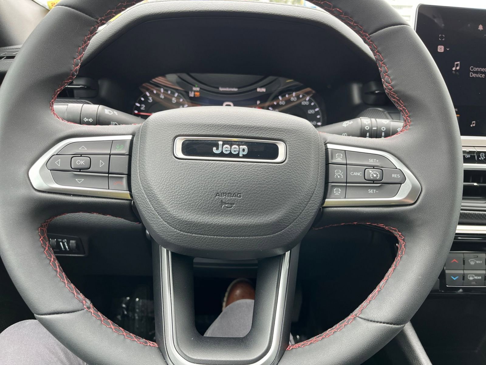 Thumbnail: 2025 Jeep Compass - 28