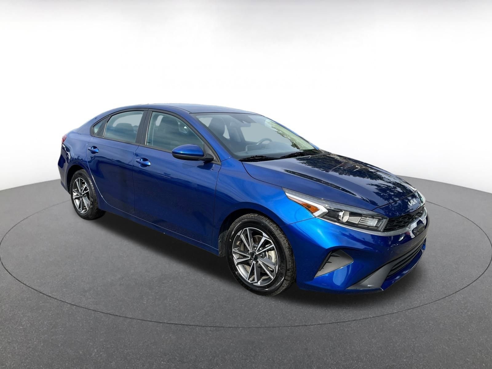 Thumbnail: 2022 Kia Forte - 1
