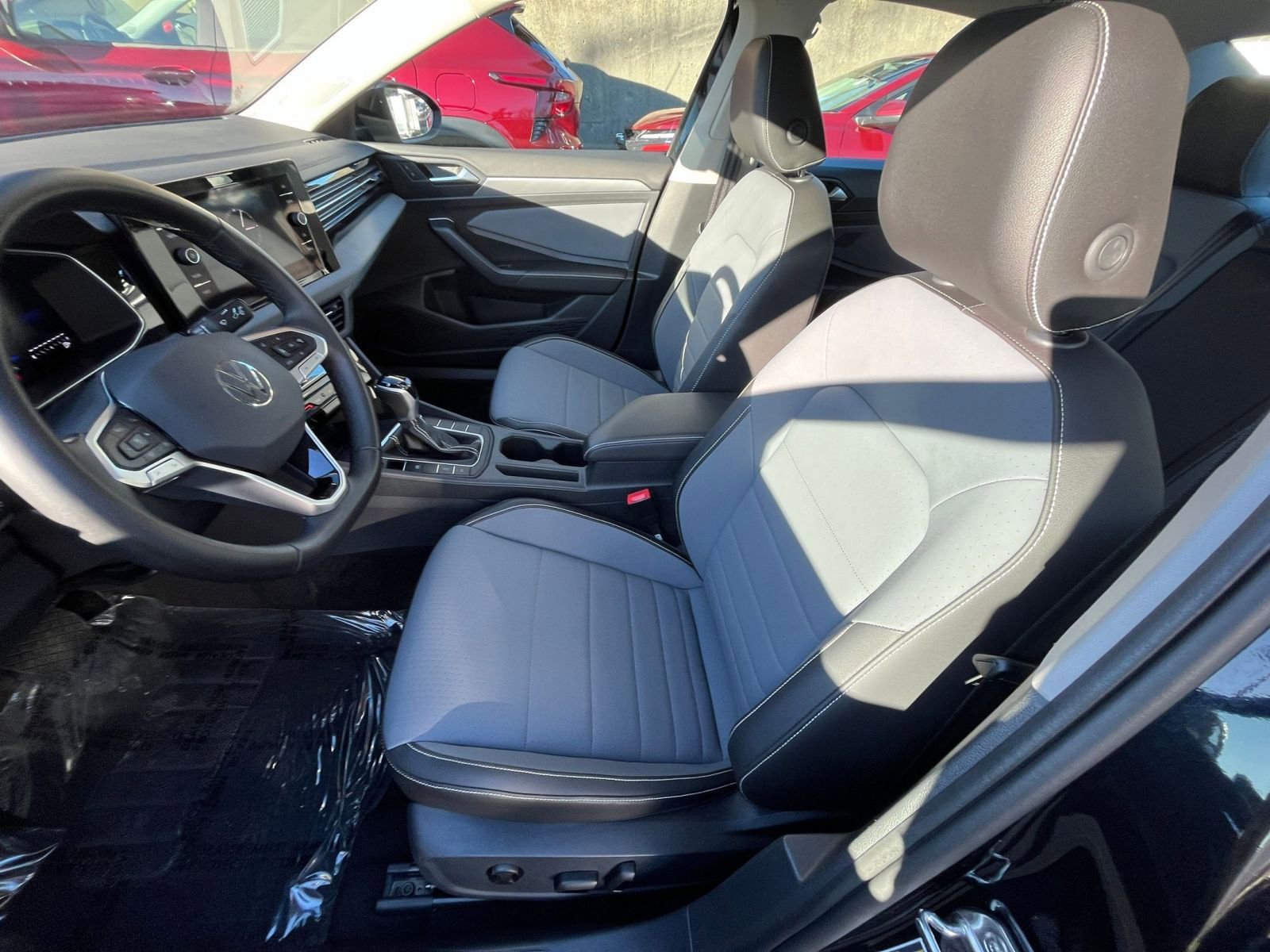 Thumbnail: 2025 Volkswagen Jetta - 29