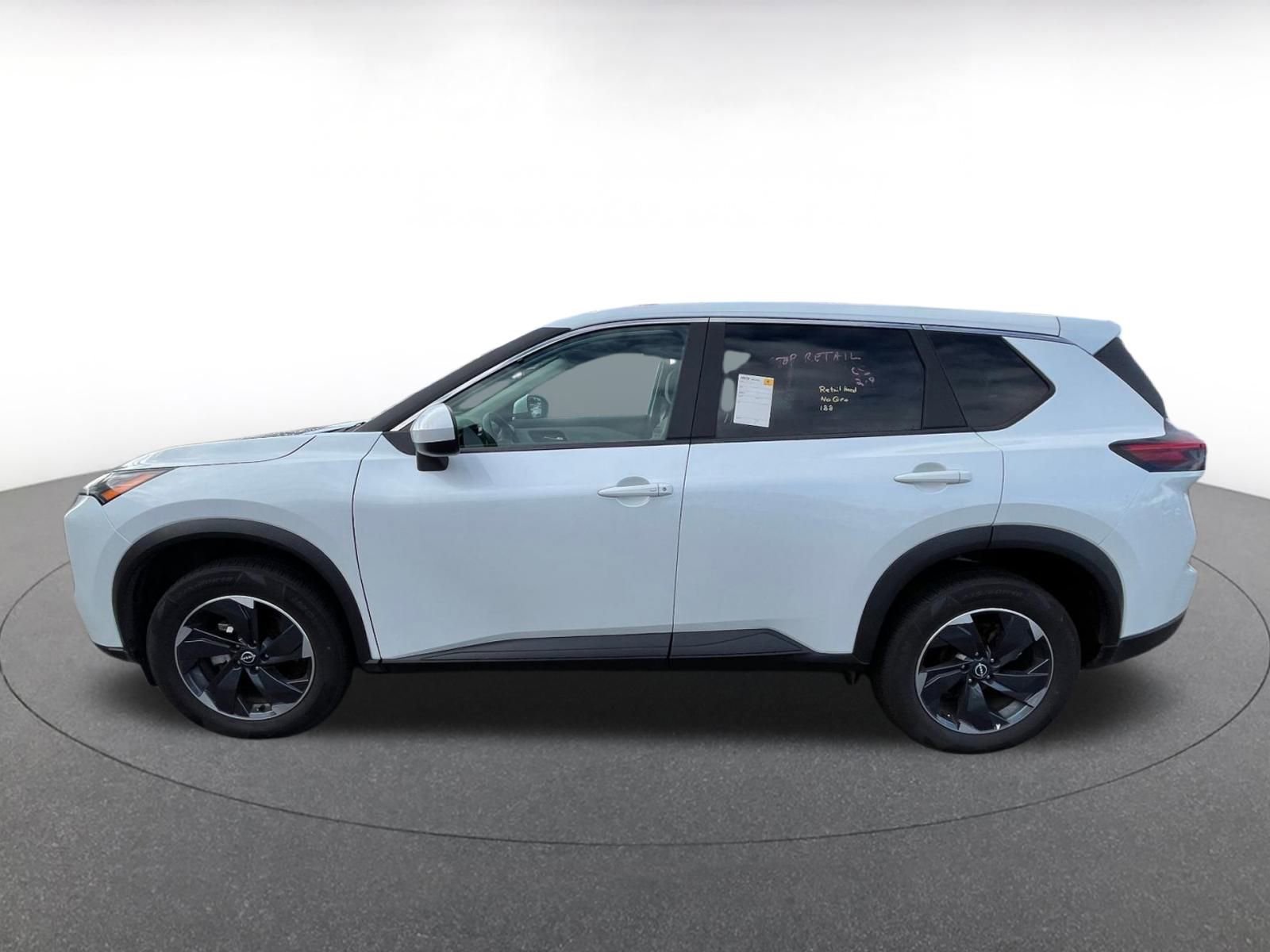 Thumbnail: 2025 Nissan Rogue - 4