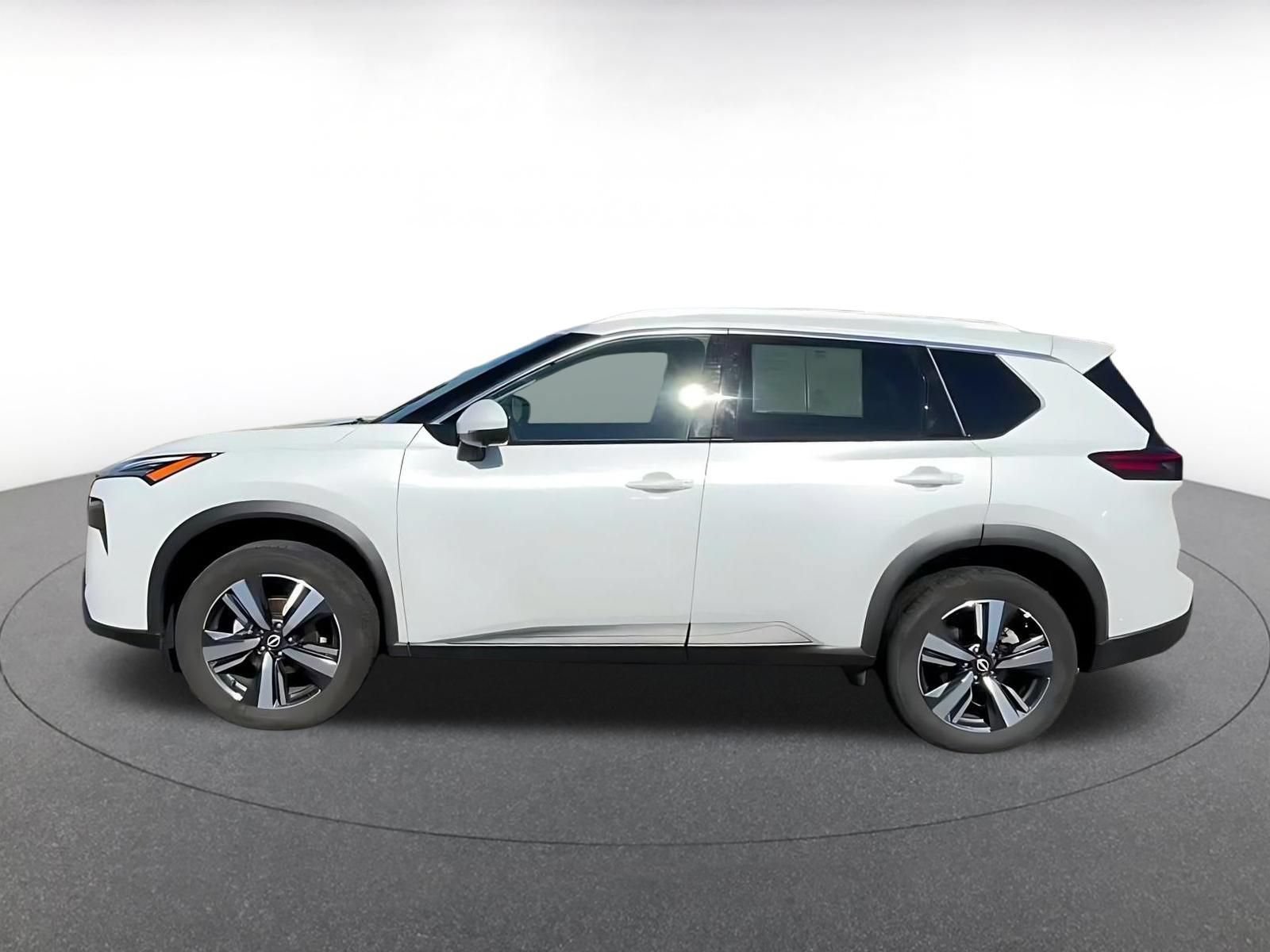 Thumbnail: 2026 Nissan Rogue - 9