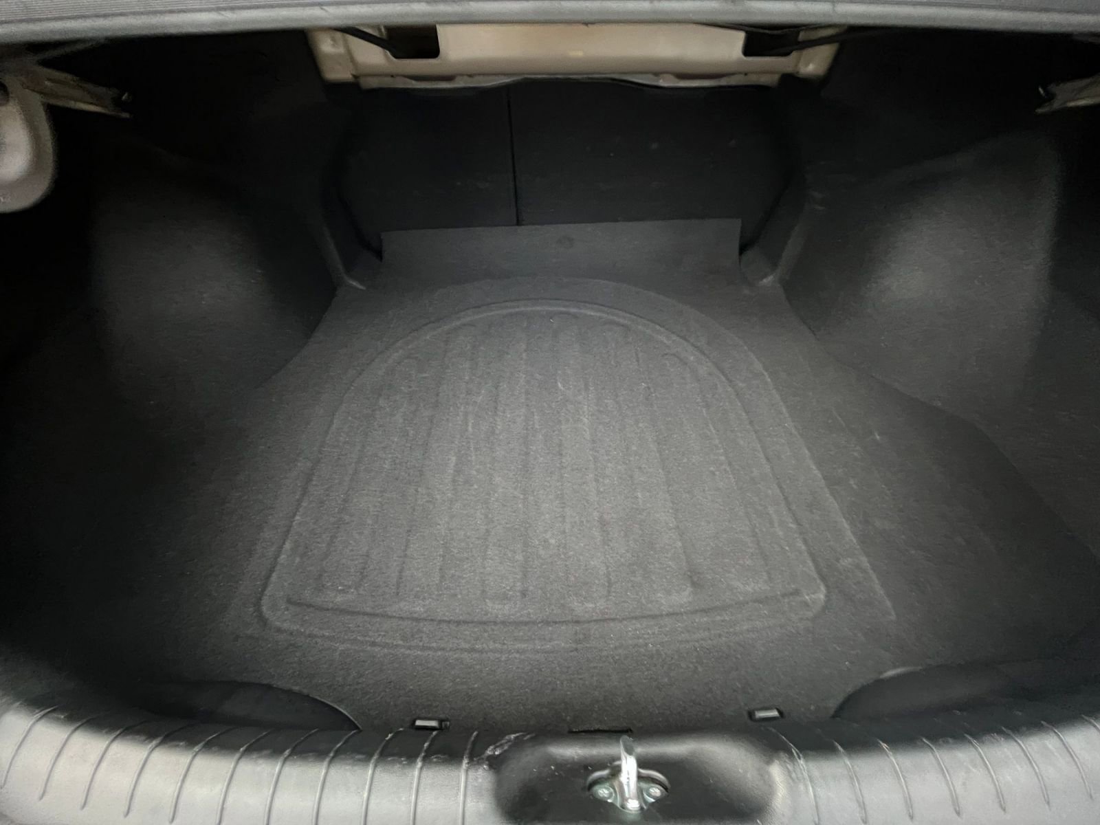 Thumbnail: 2025 Hyundai Elantra - 32