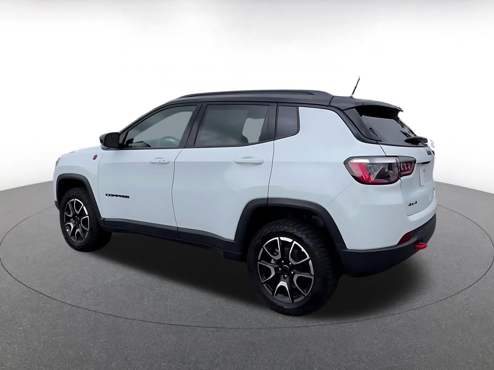 Thumbnail: 2025 Jeep Compass - 10