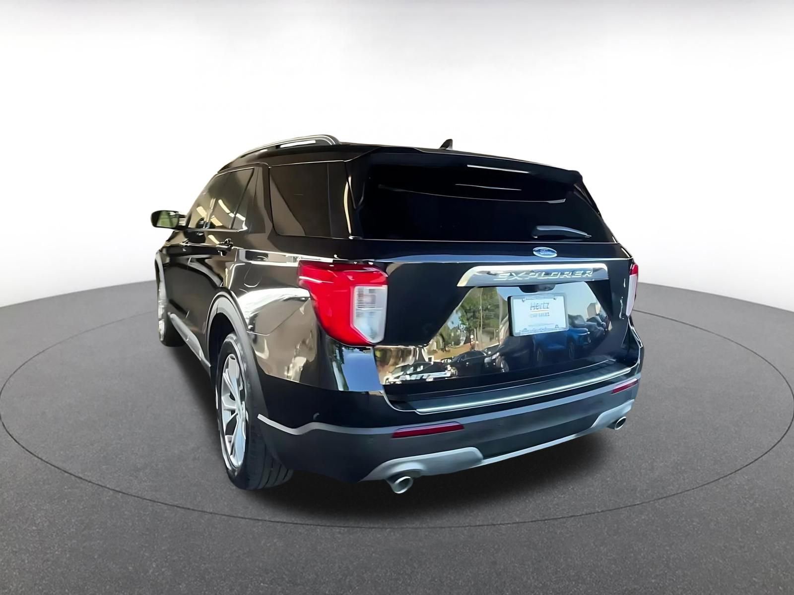 Thumbnail: 2023 Ford Explorer - 7