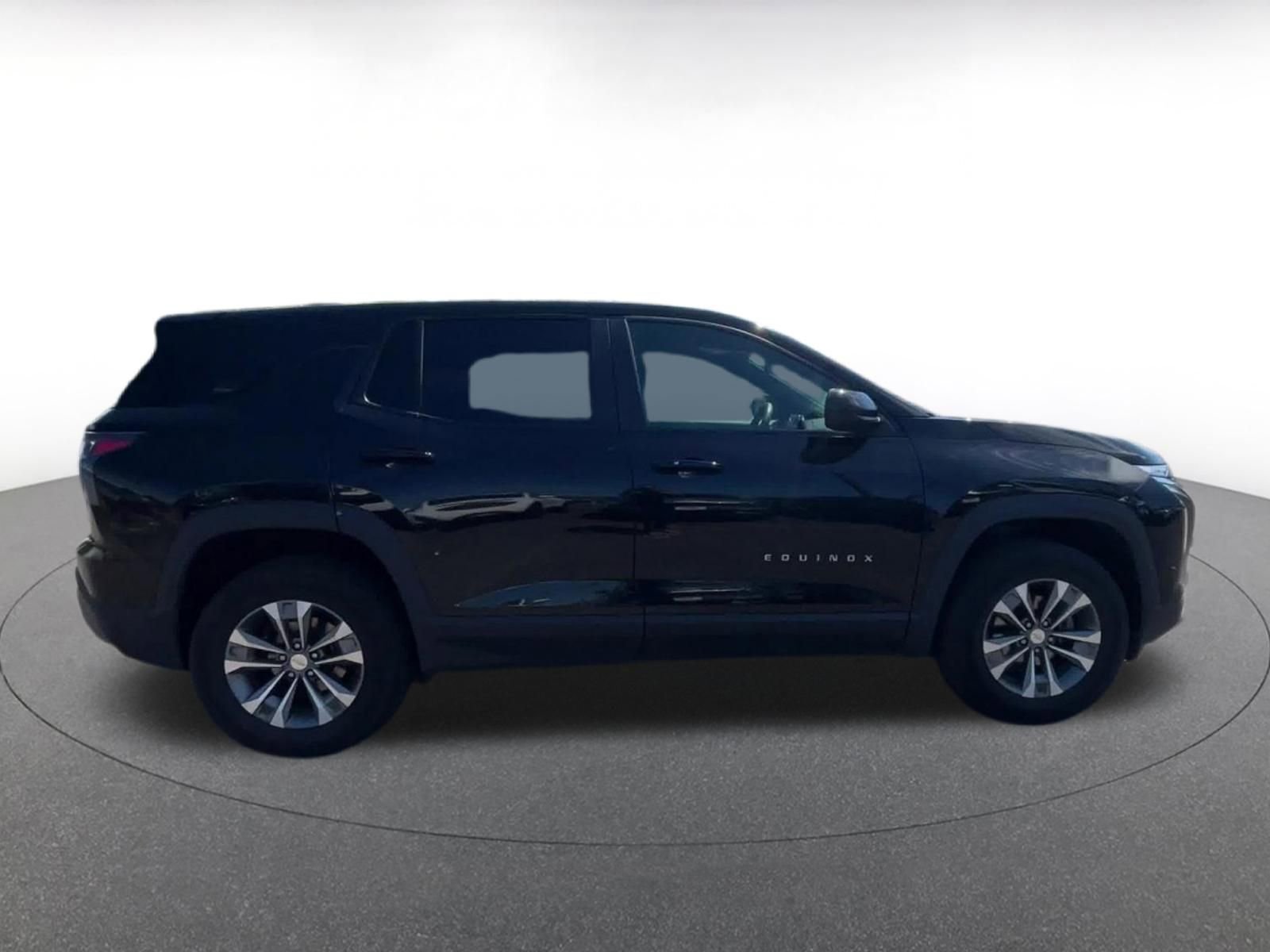 Thumbnail: 2025 Chevrolet Equinox - 15