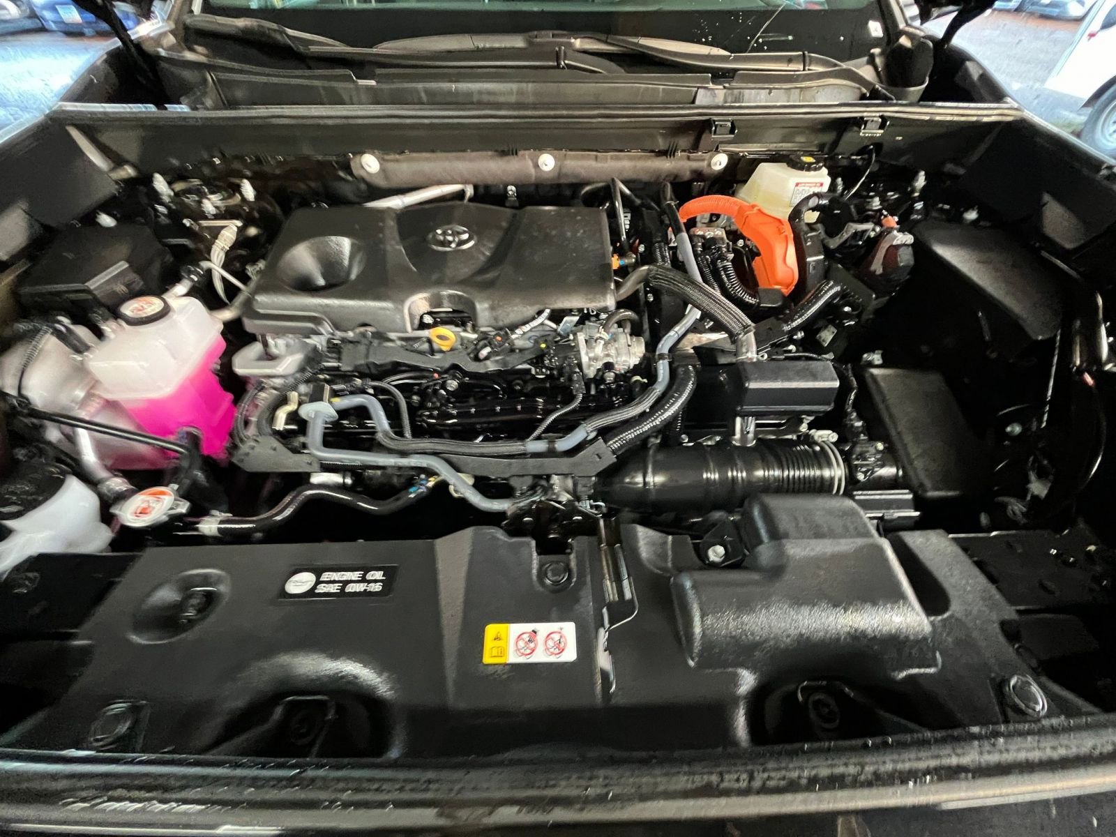 Thumbnail: 2025 Toyota RAV4 - 32