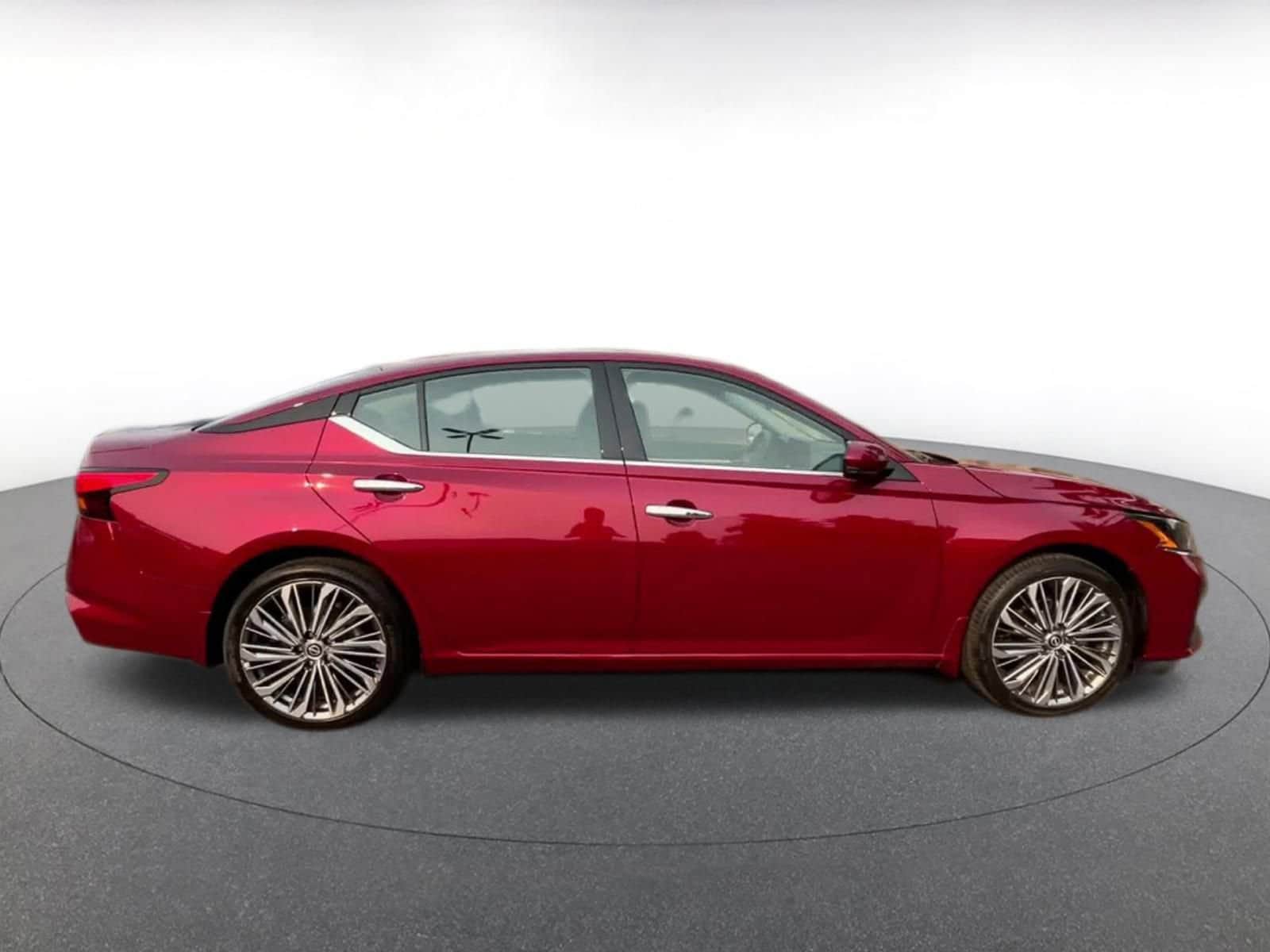 Thumbnail: 2024 Nissan Altima - 16