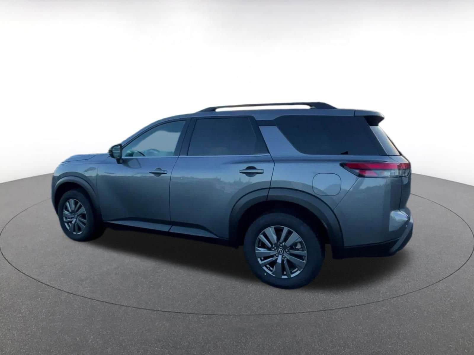 Thumbnail: 2025 Nissan Pathfinder - 10