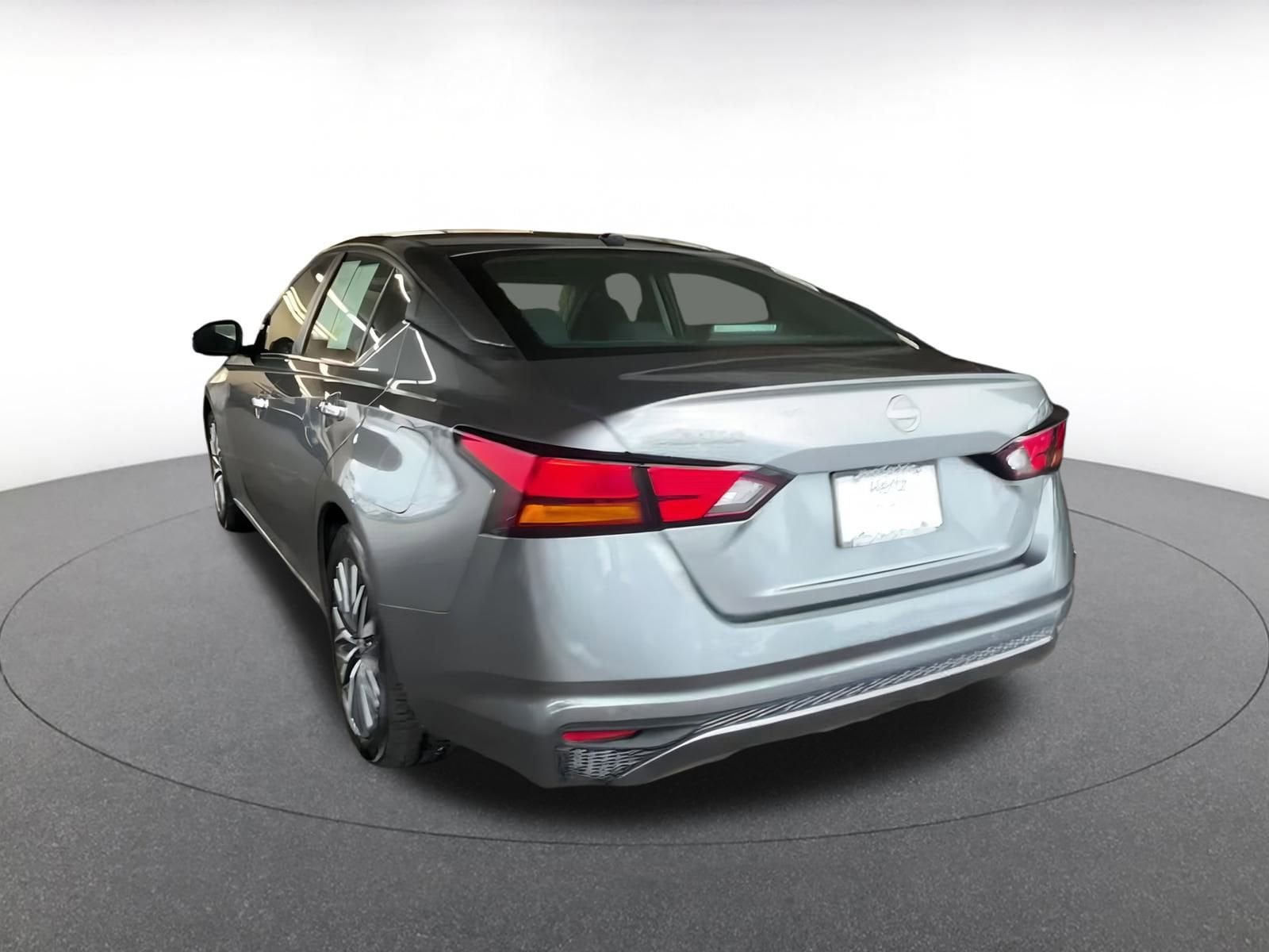 Thumbnail: 2024 Nissan Altima - 8