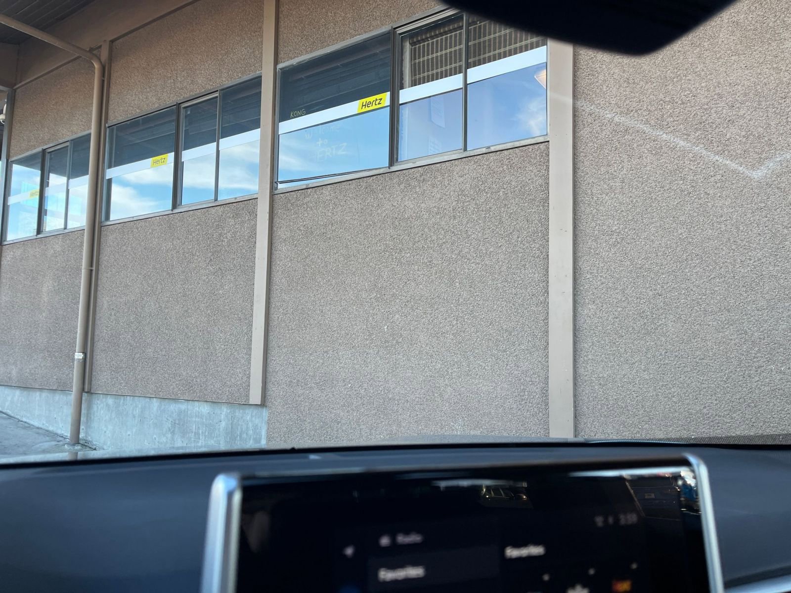 Thumbnail: 2025 Toyota RAV4 - 18