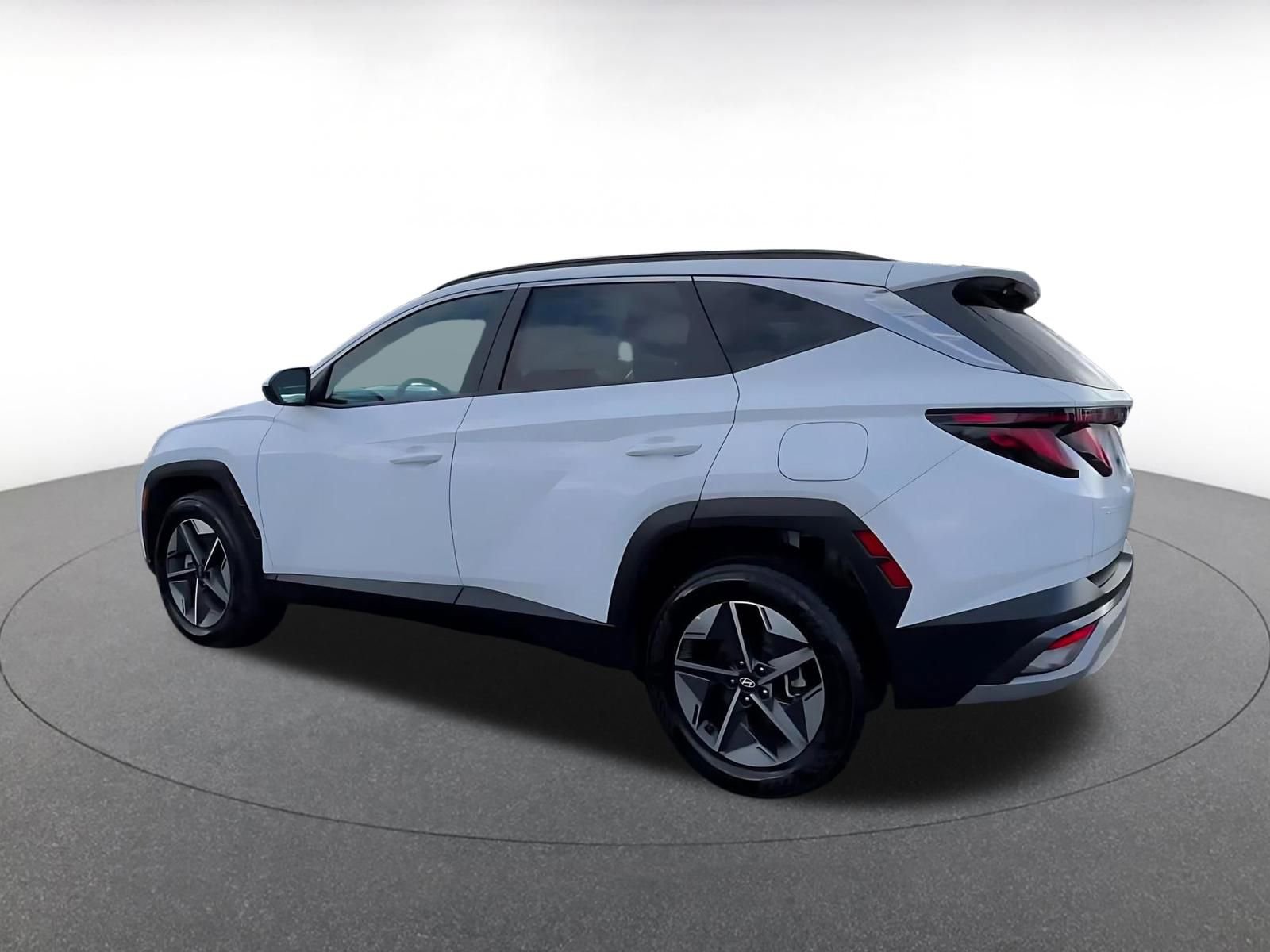 Thumbnail: 2025 Hyundai Tucson - 10