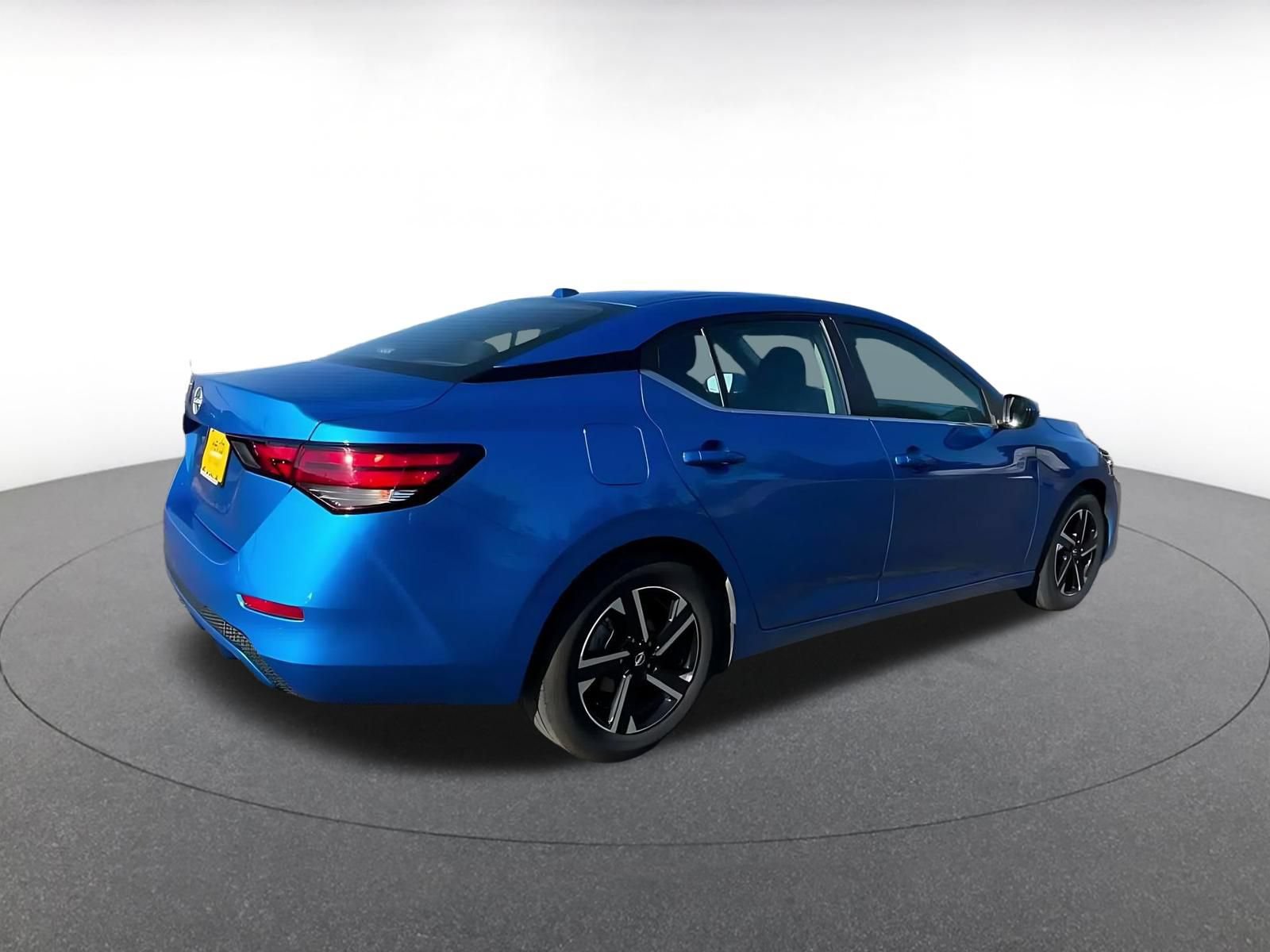 Thumbnail: 2025 Nissan Sentra - 11