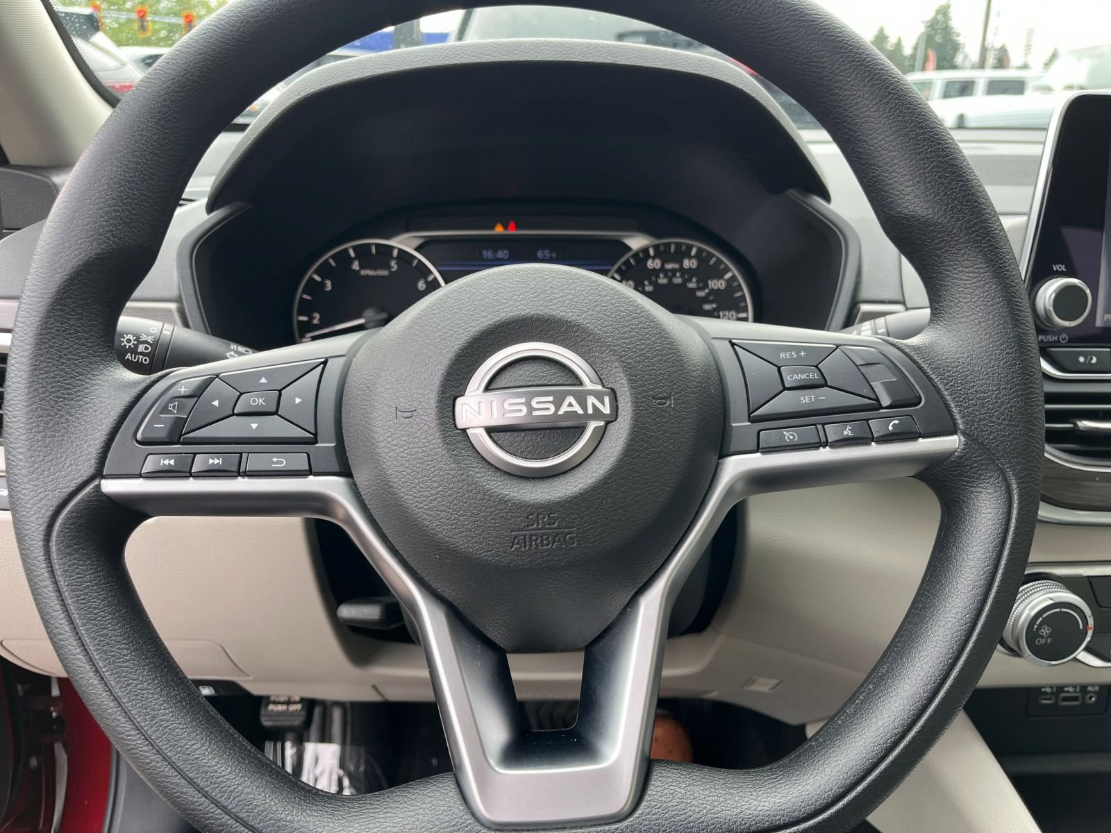 Thumbnail: 2025 Nissan Altima - 24