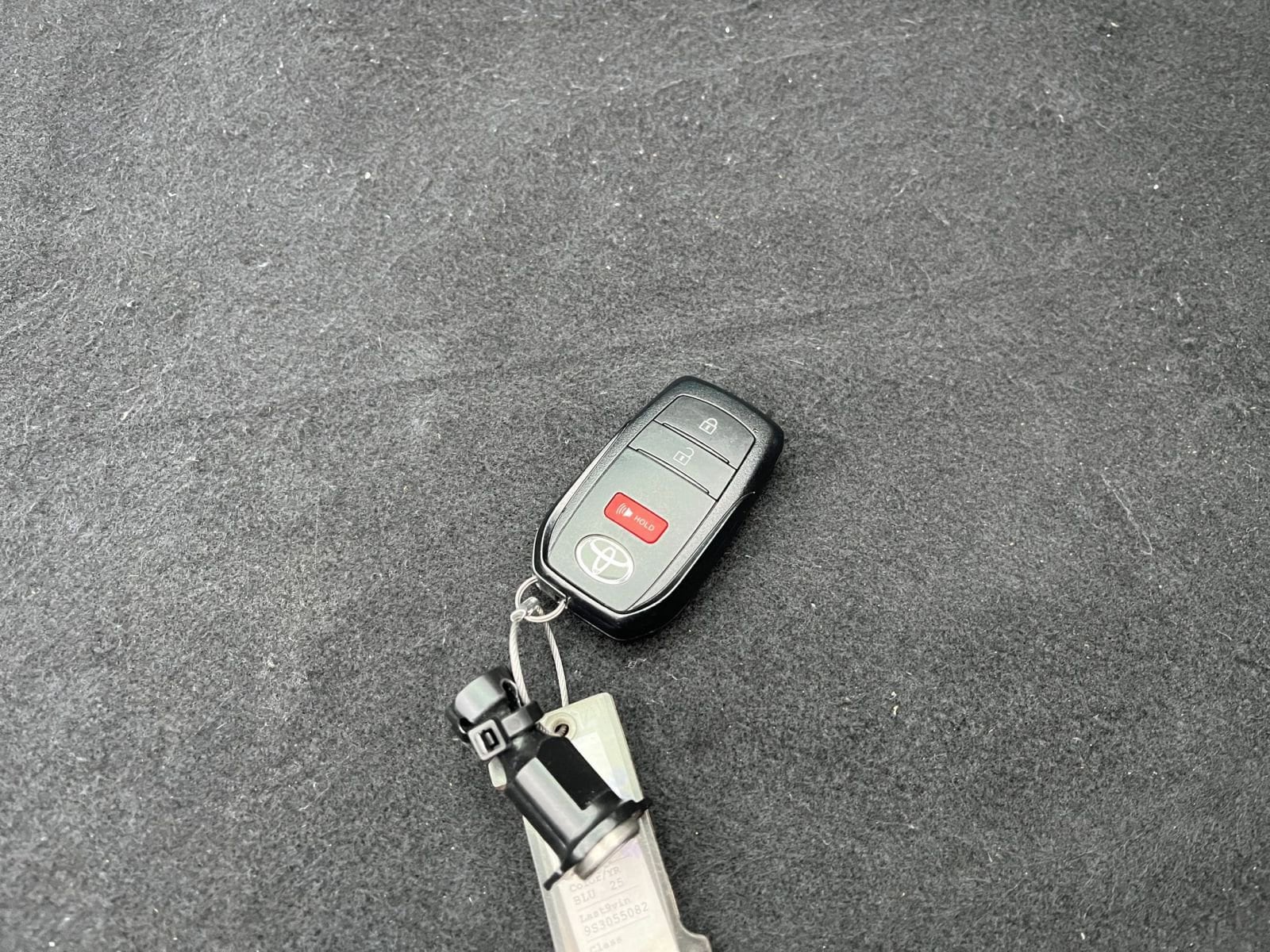 Thumbnail: 2025 Toyota Prius - 22