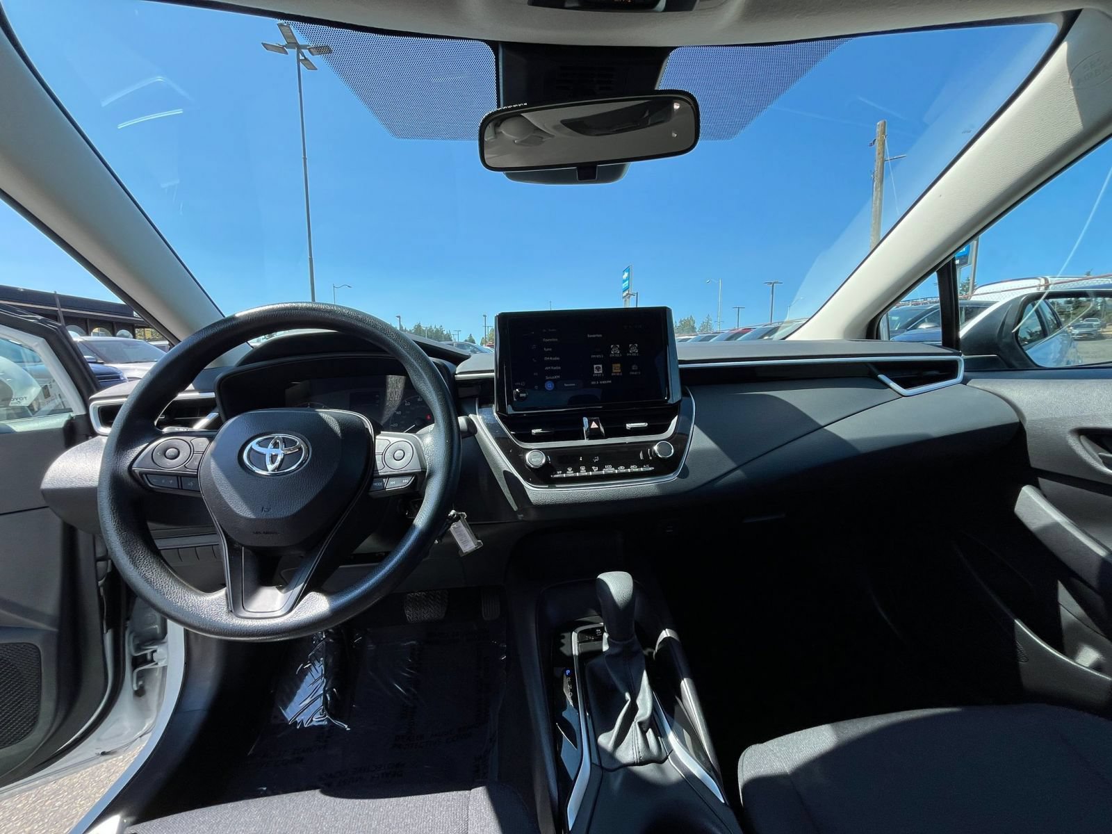 Thumbnail: 2025 Toyota Corolla - 32