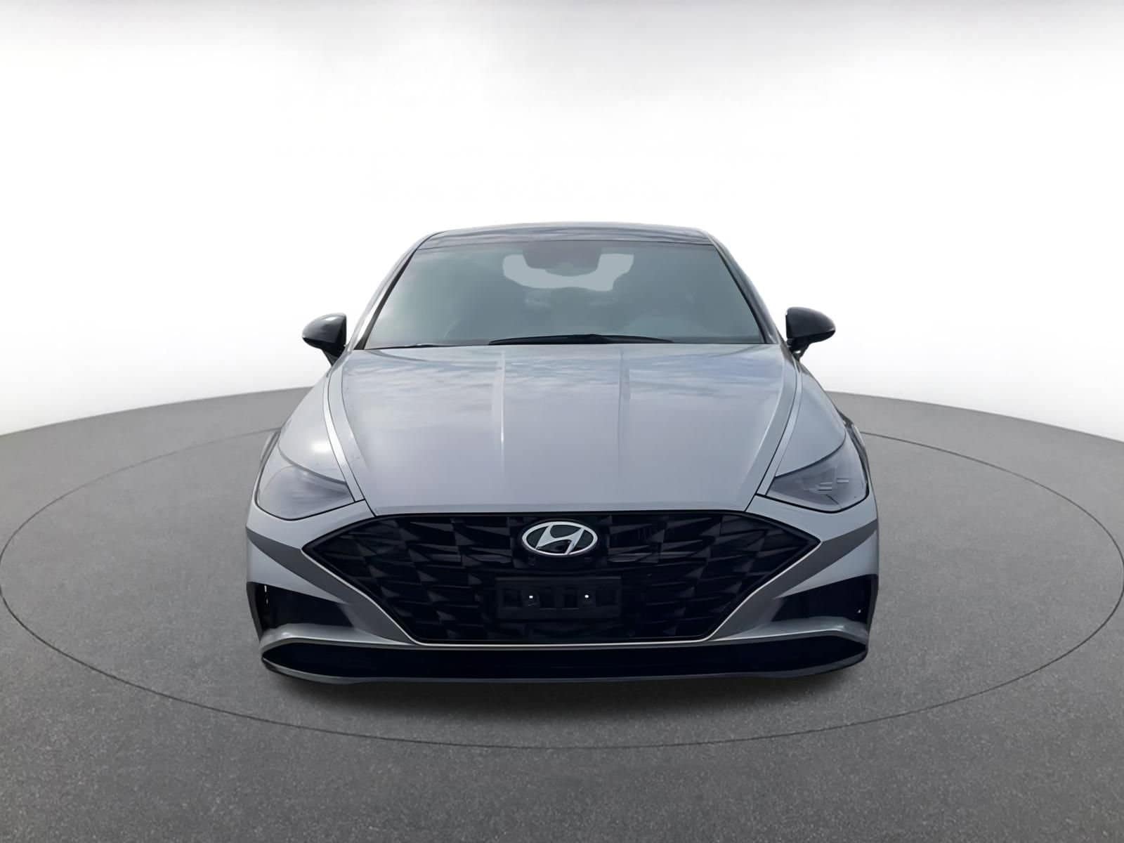 Thumbnail: 2023 Hyundai Sonata - 4