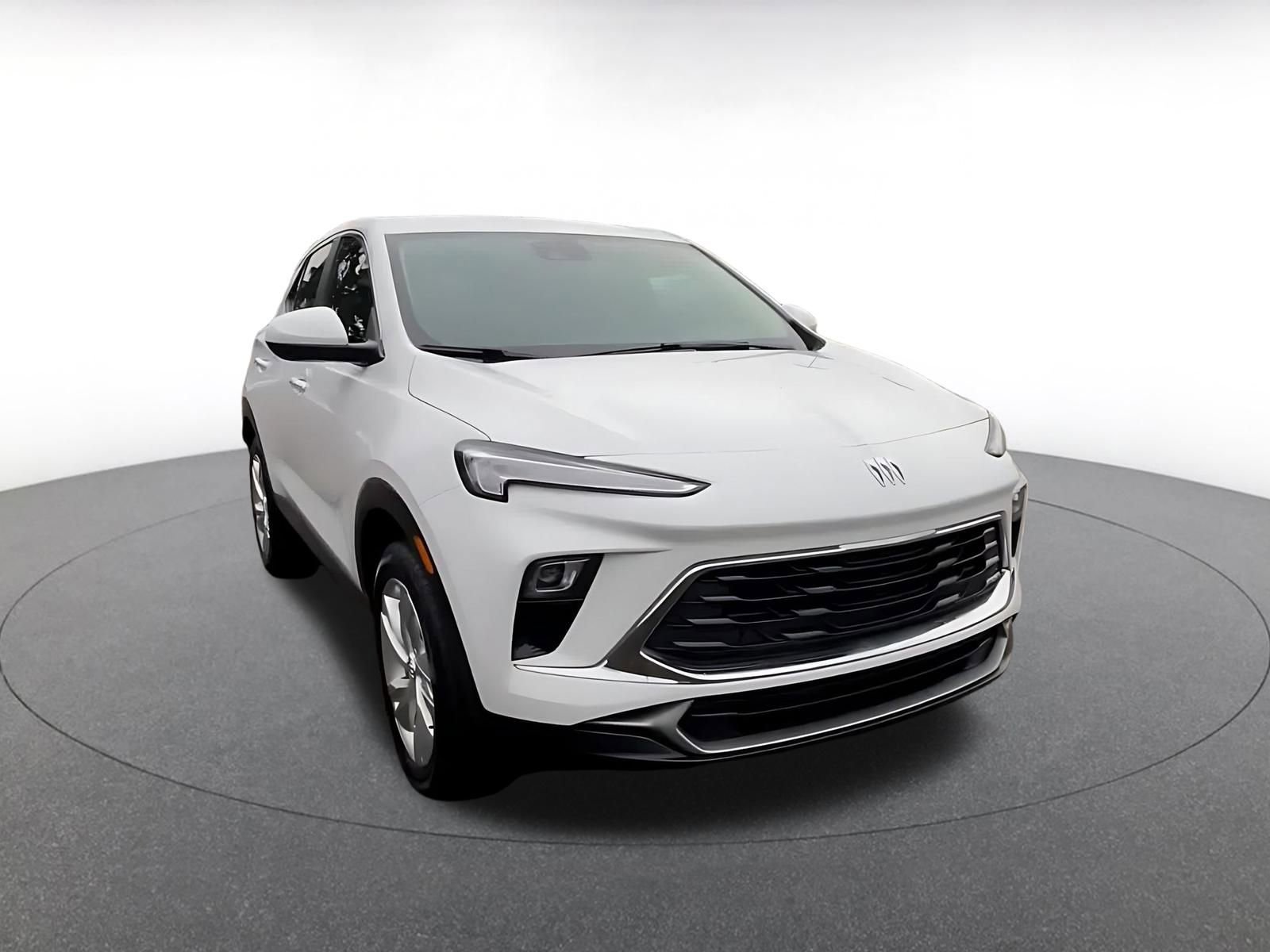 Thumbnail: 2025 Buick Encore GX - 3