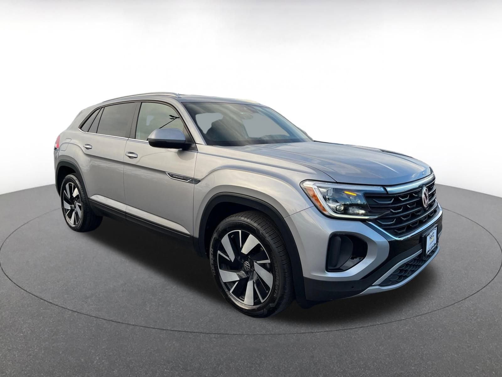 2025 Volkswagen Atlas Cross Sport SE w/Tech