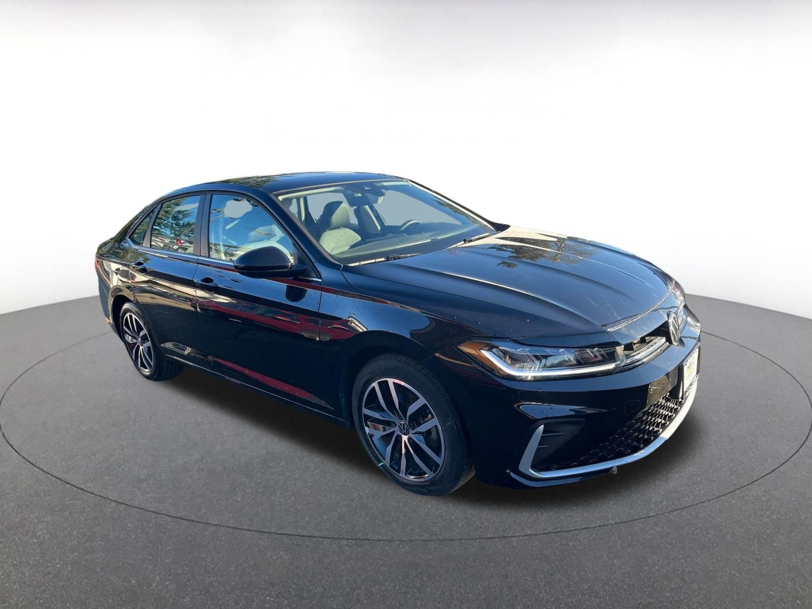 Thumbnail: 2025 Volkswagen Jetta - 1