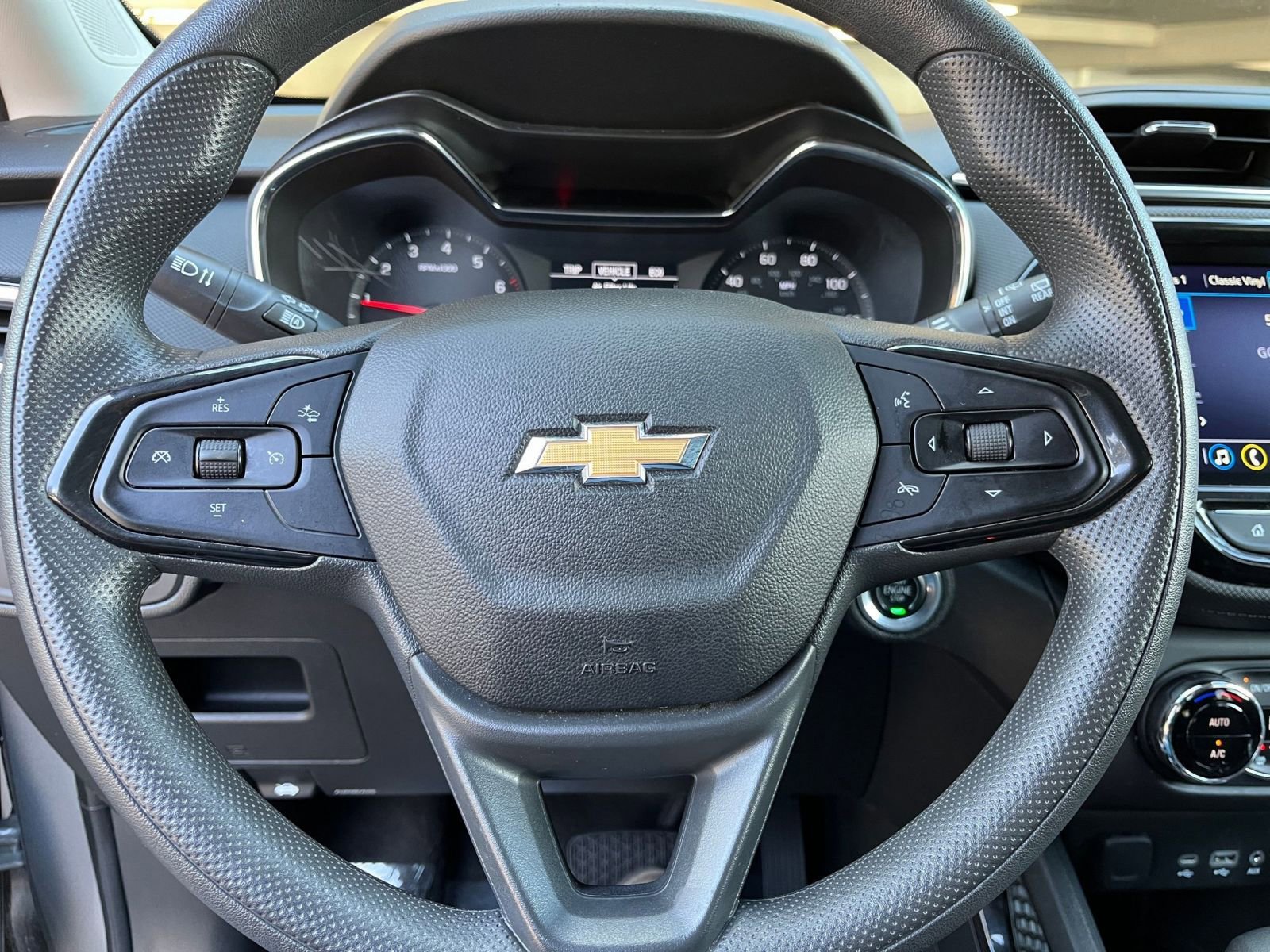 Thumbnail: 2023 Chevrolet TrailBlazer - 28
