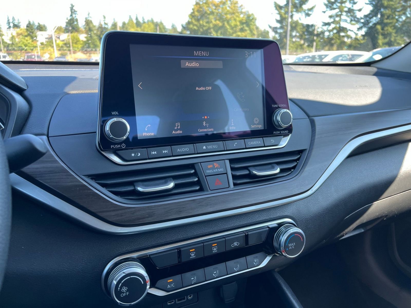 Thumbnail: 2024 Nissan Altima - 21