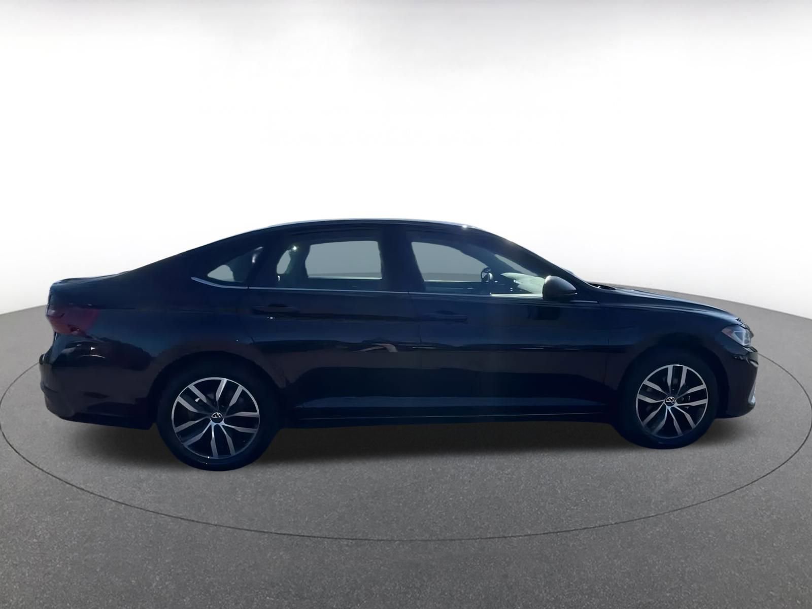 Thumbnail: 2025 Volkswagen Jetta - 16