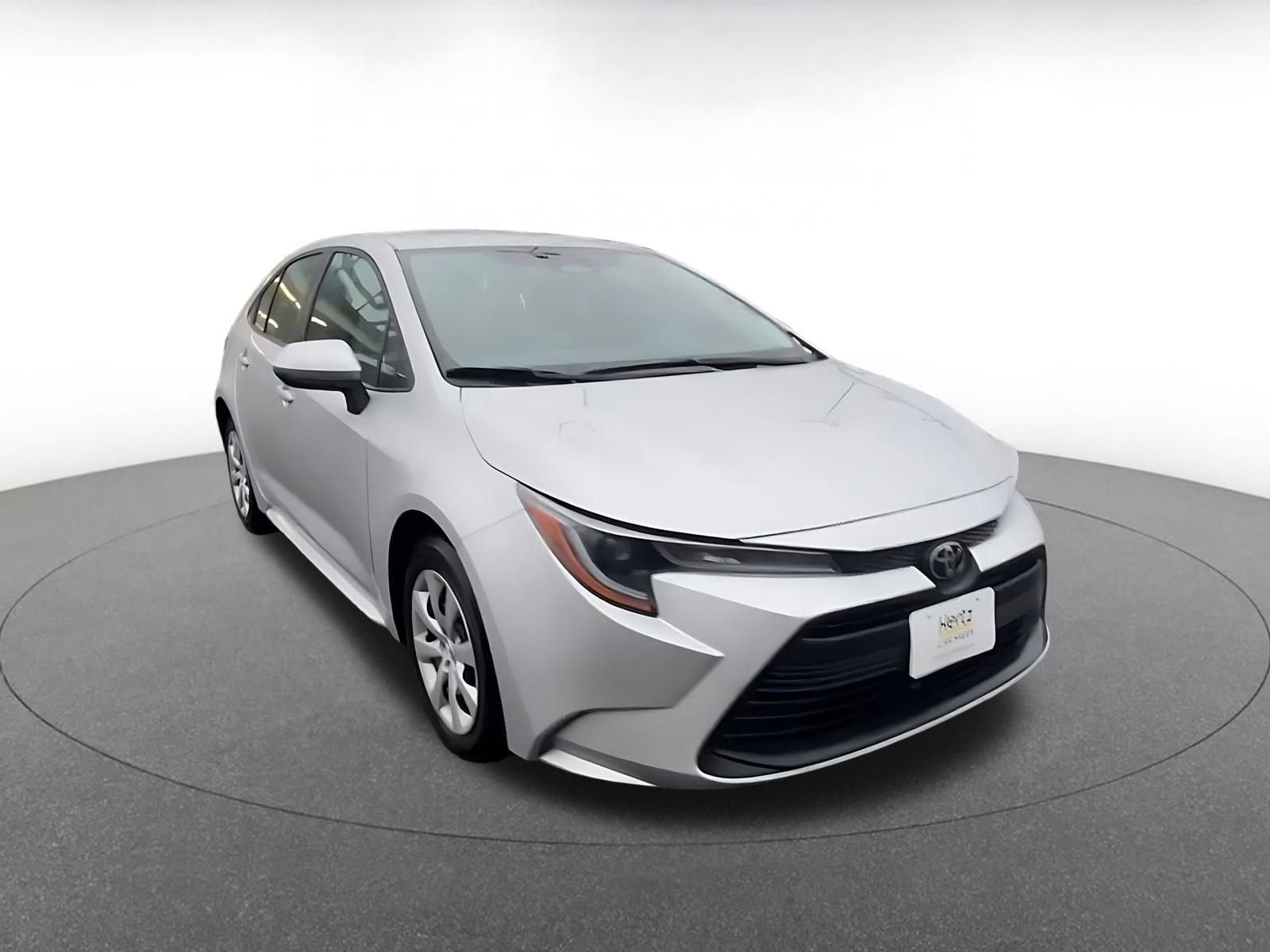 Thumbnail: 2025 Toyota Corolla - 3