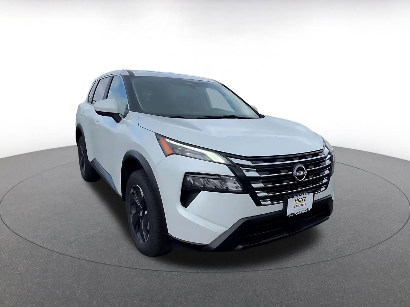 Thumbnail: 2025 Nissan Rogue - 3