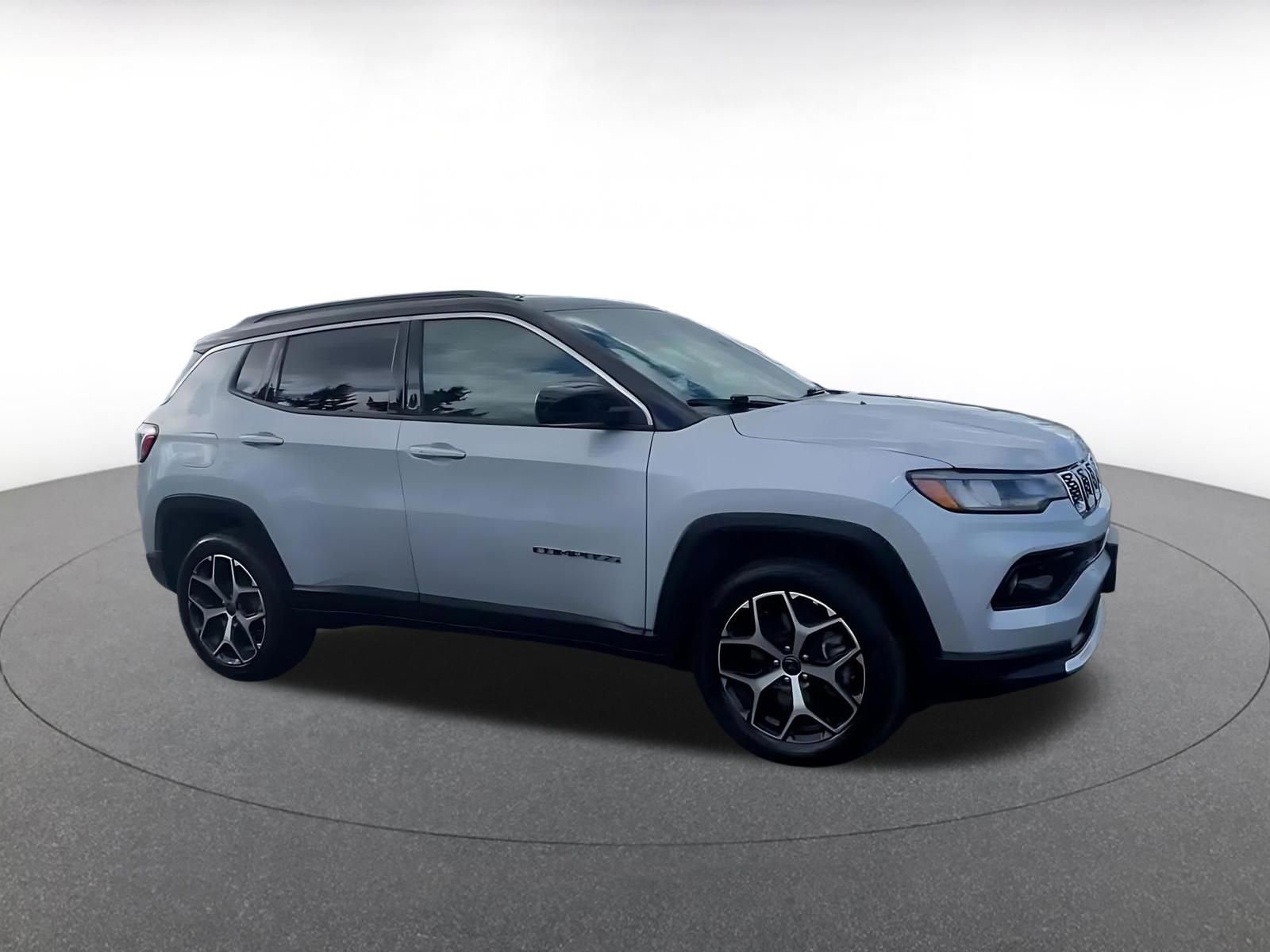 Thumbnail: 2025 Jeep Compass - 2
