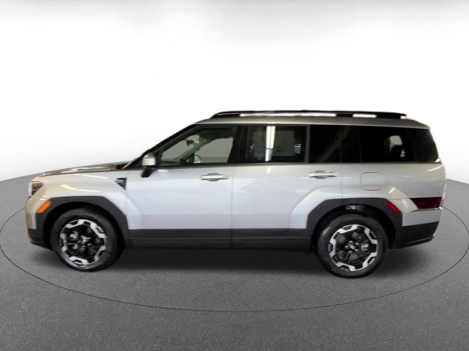 Thumbnail: 2025 Hyundai Santa Fe - 9