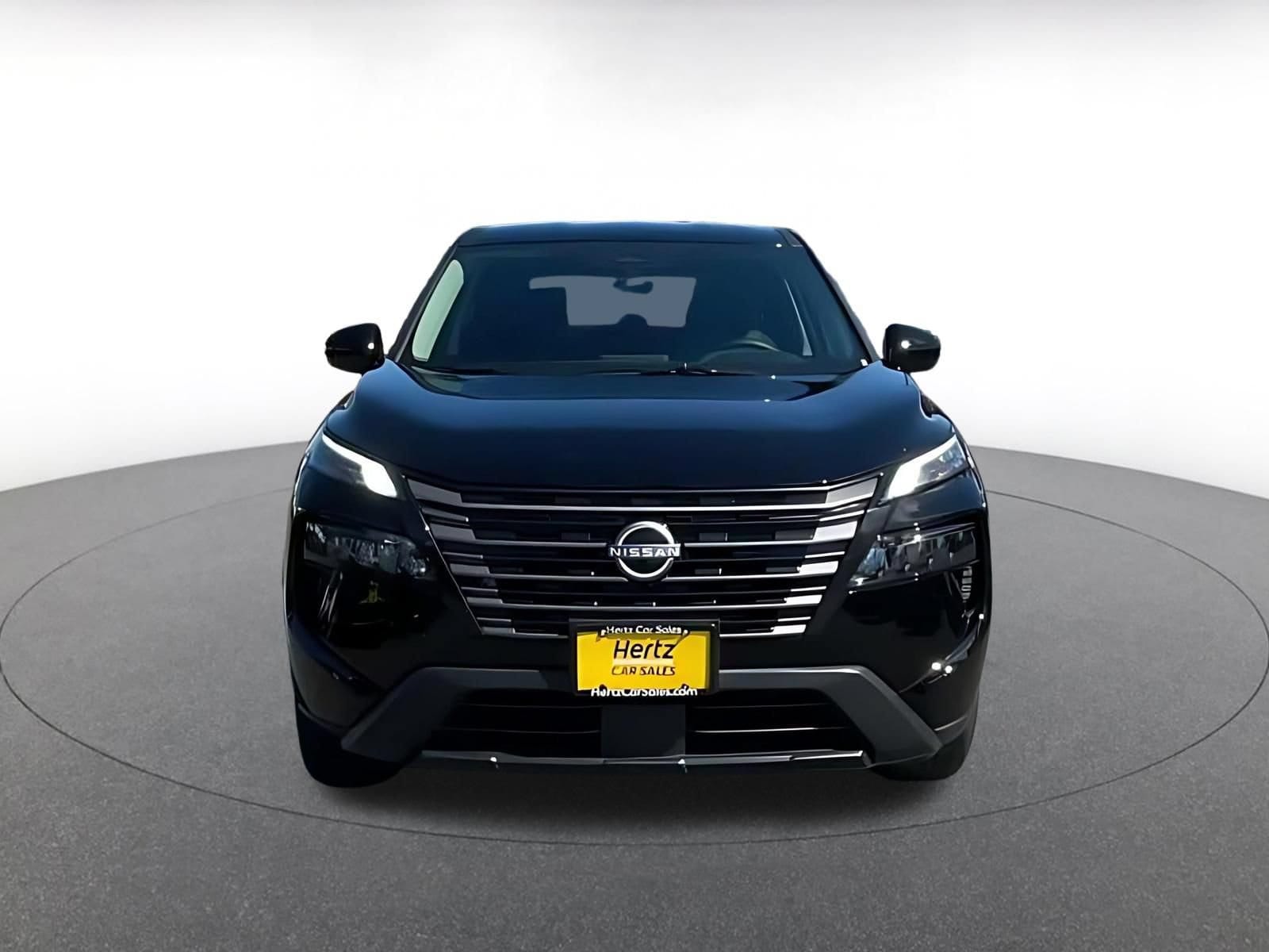 Thumbnail: 2026 Nissan Rogue - 4