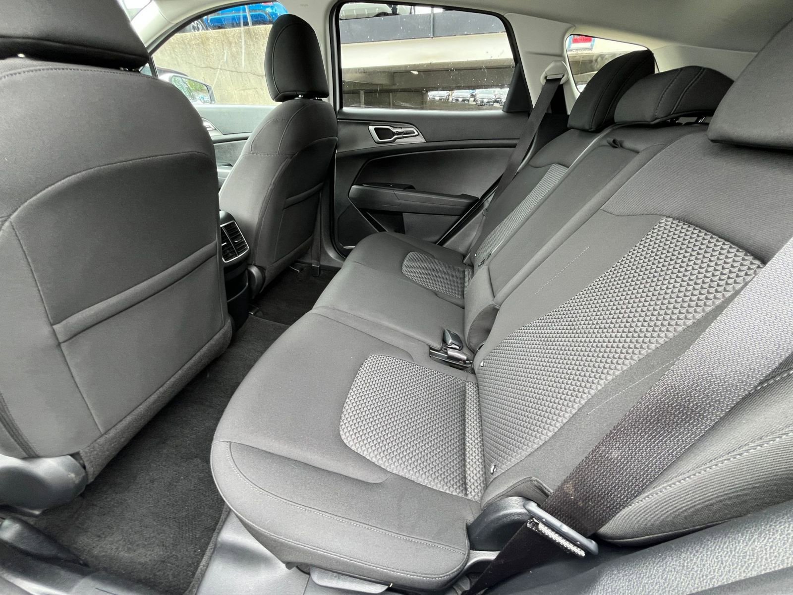 Thumbnail: 2025 Kia Sportage - 25