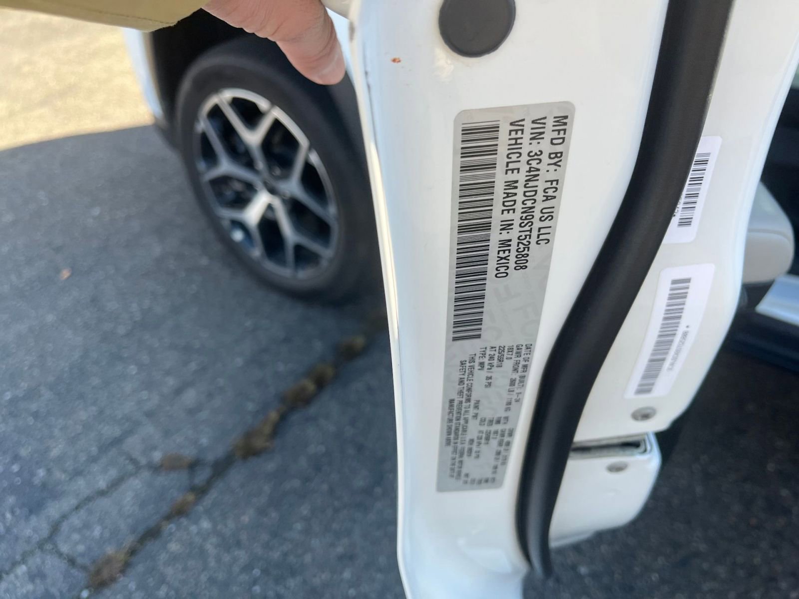 Thumbnail: 2025 Jeep Compass - 9