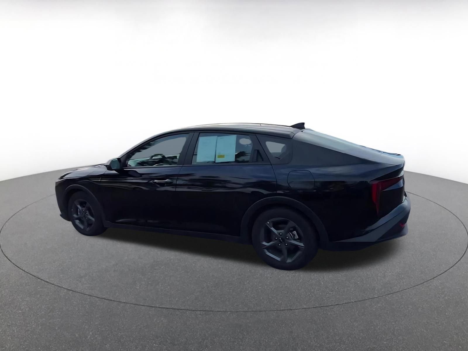 Thumbnail: 2025 Kia K4 - 10