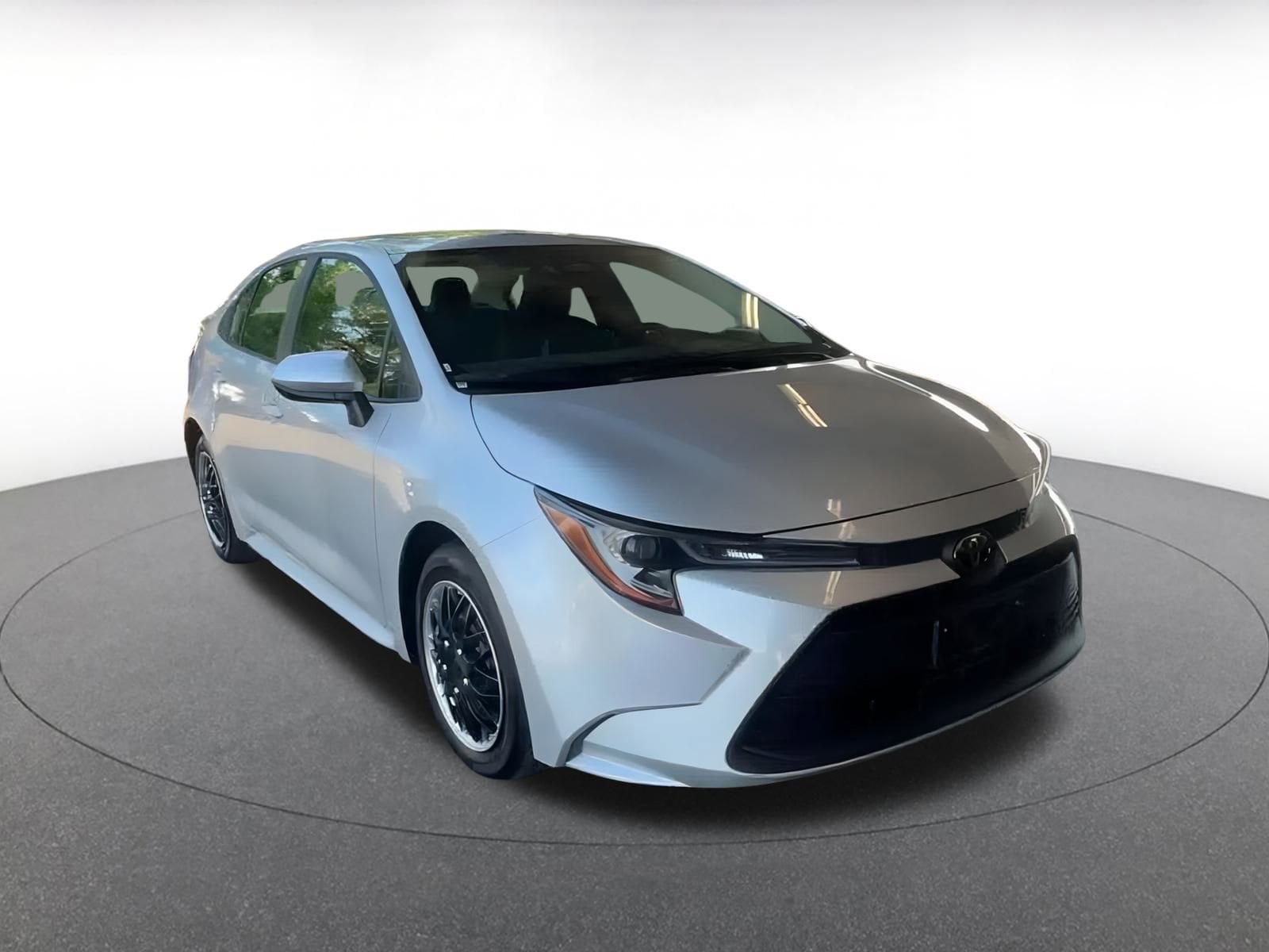 Thumbnail: 2024 Toyota Corolla - 3