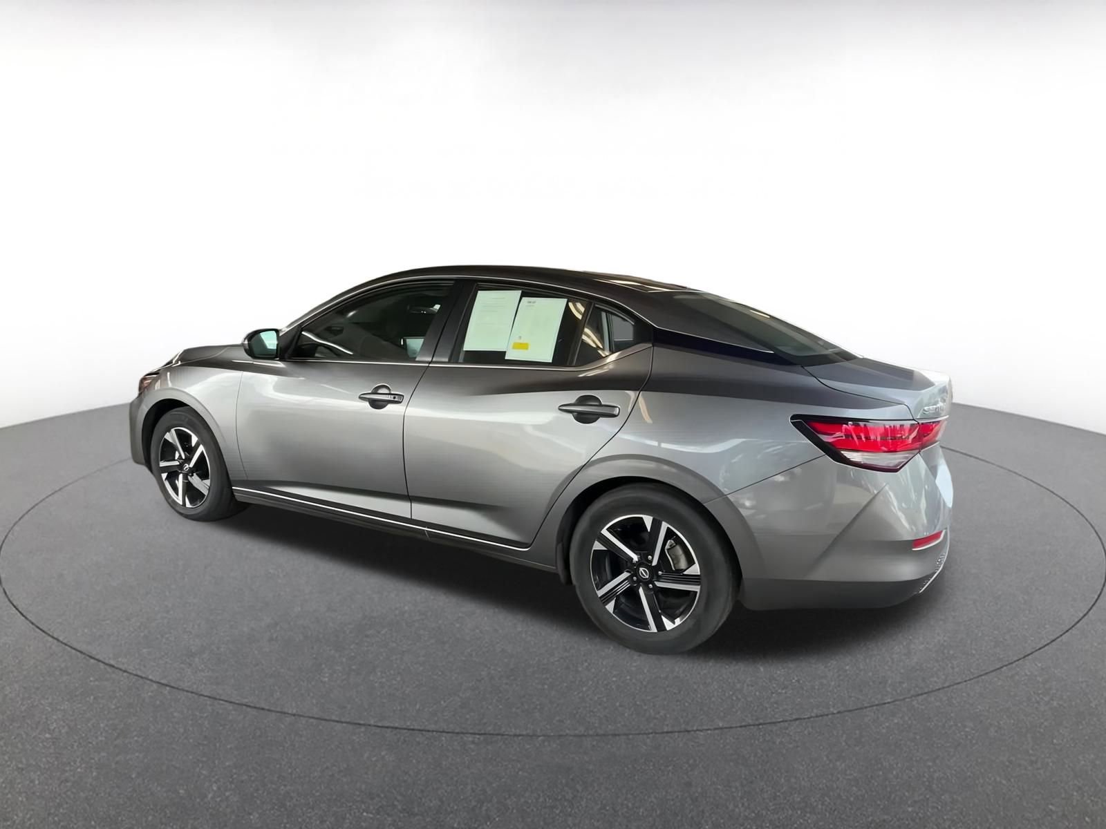 Thumbnail: 2024 Nissan Sentra - 9