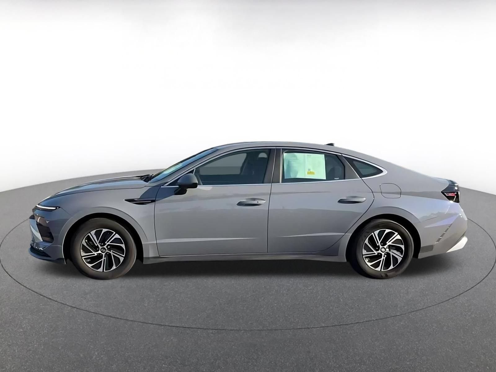 Thumbnail: 2026 Hyundai Sonata - 9