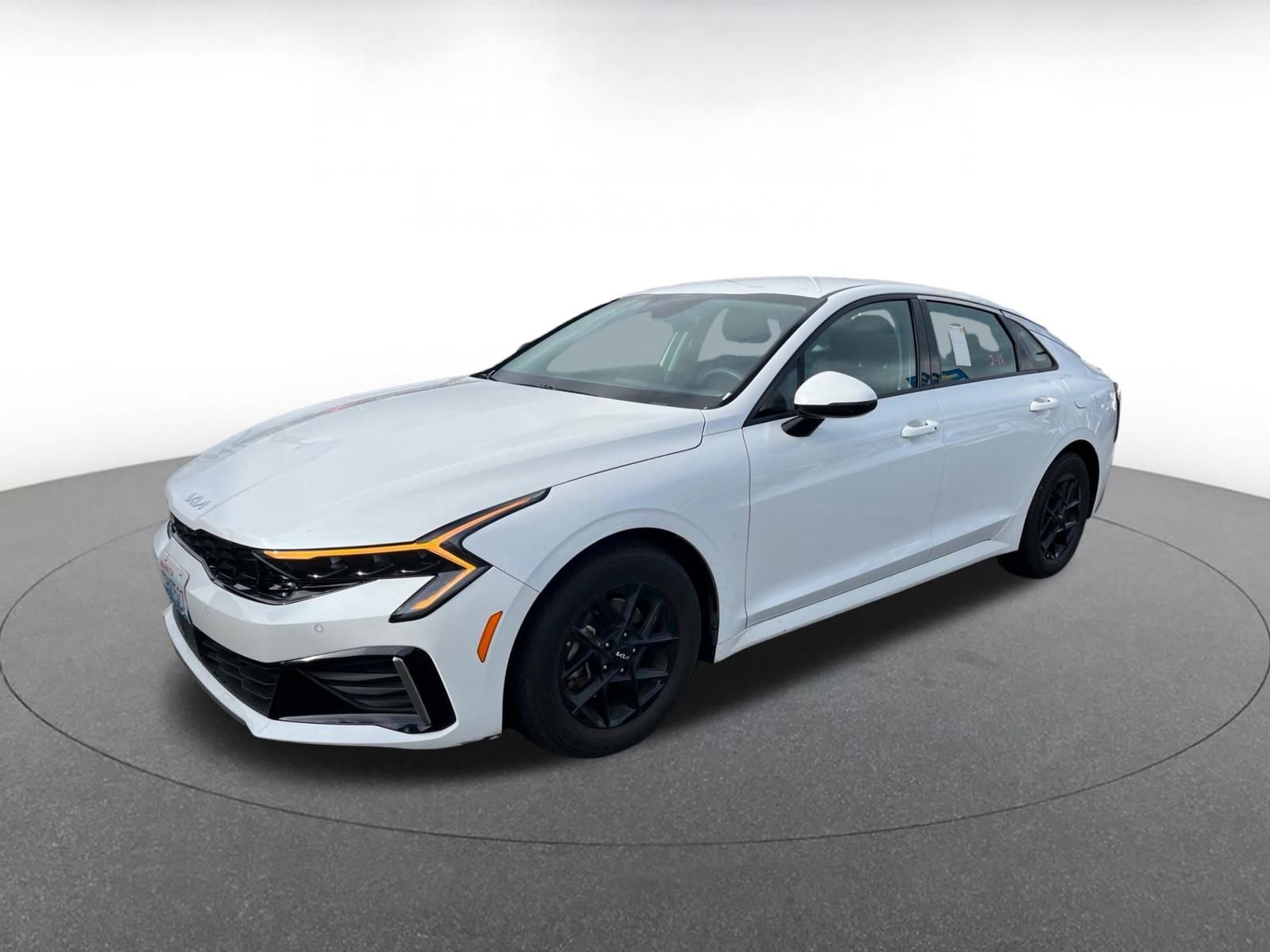 Thumbnail: 2025 Kia K5 - 3